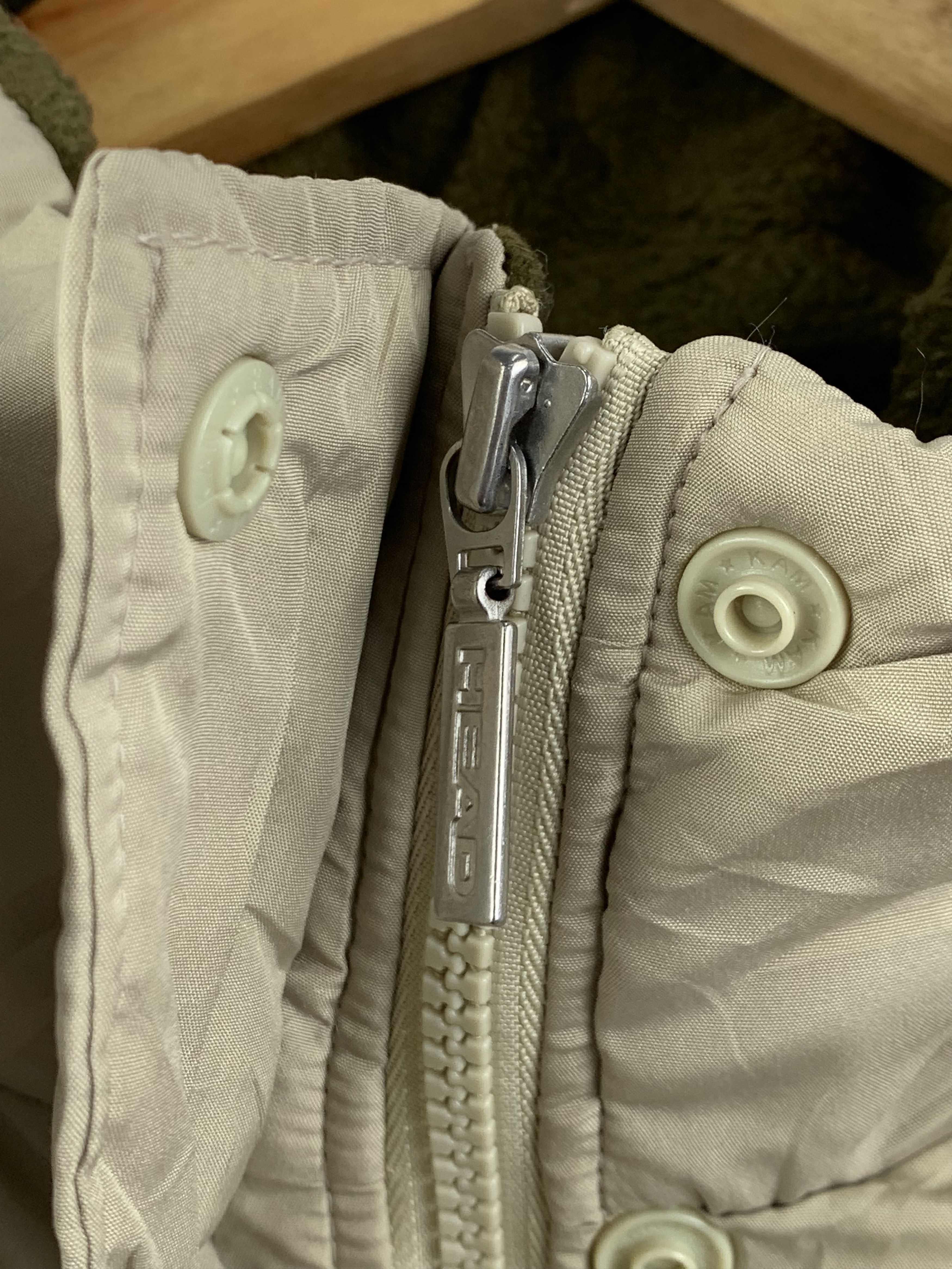 Japanese Brand Vintage HEAD Hoodie Zip Up Quilted Long Jacket Size US L / EU 52-54 / 3 - 7 Thumbnail