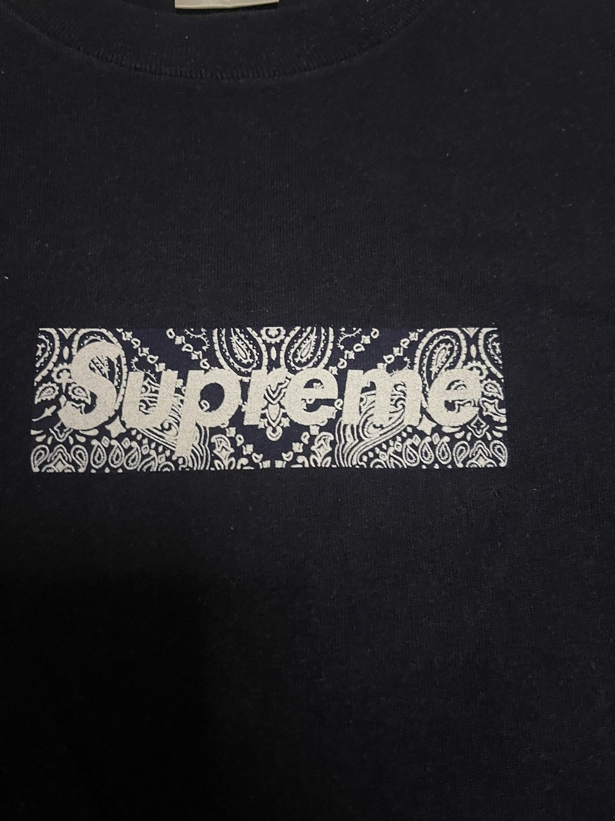 Supreme Supreme 2001 paisley bandana box logo tee navy Size US L / EU 52-54 / 3 - 3 Thumbnail