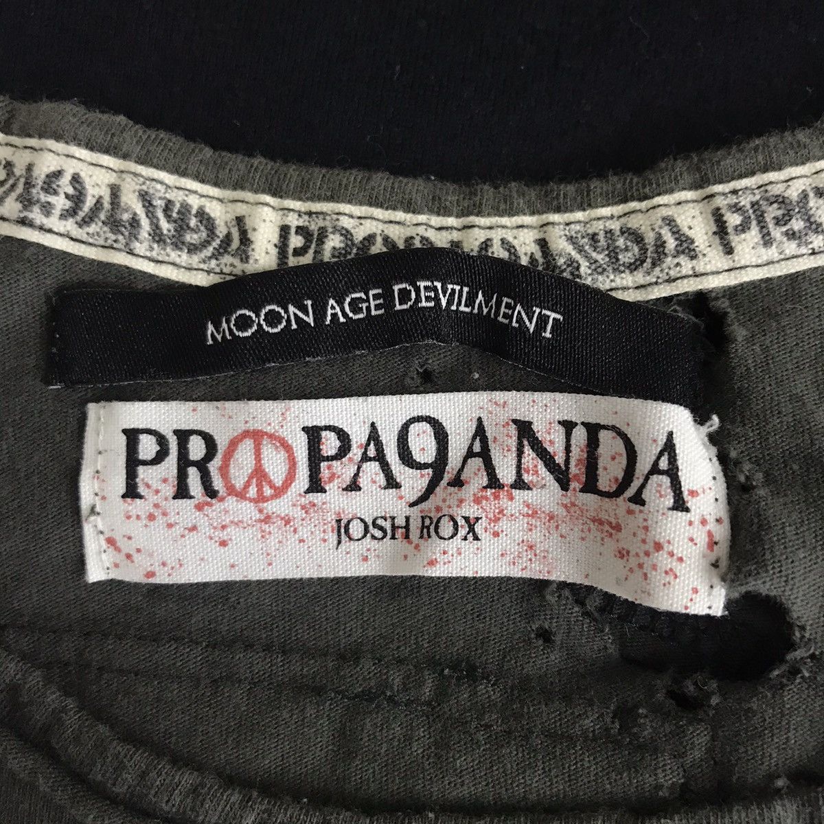 Japanese Brand PROPA9ANDA JOSH ROX Moon Age Devilment JapanDistressedTshirt Size US M / EU 48-50 / 2 - 5 Thumbnail