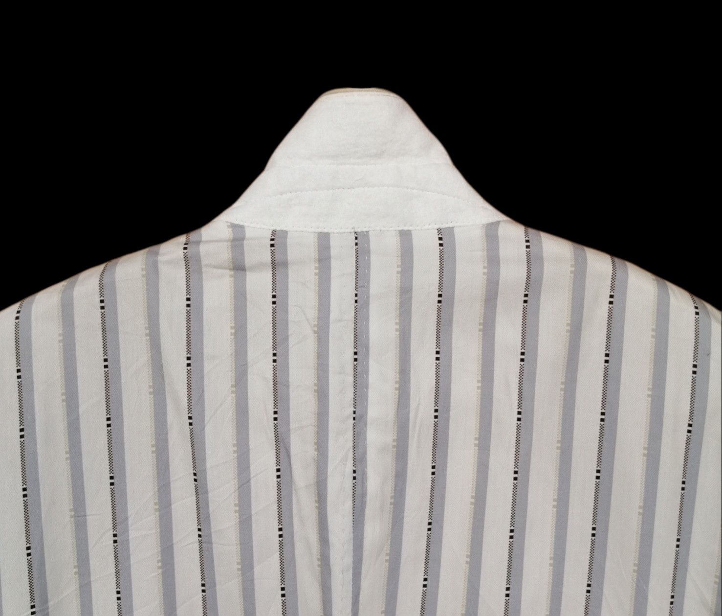 Dolce & Gabbana Vintage Dolce and Gabbana Gold White Blazer Jacket Size US S / EU 44-46 / 1 - 10 Thumbnail