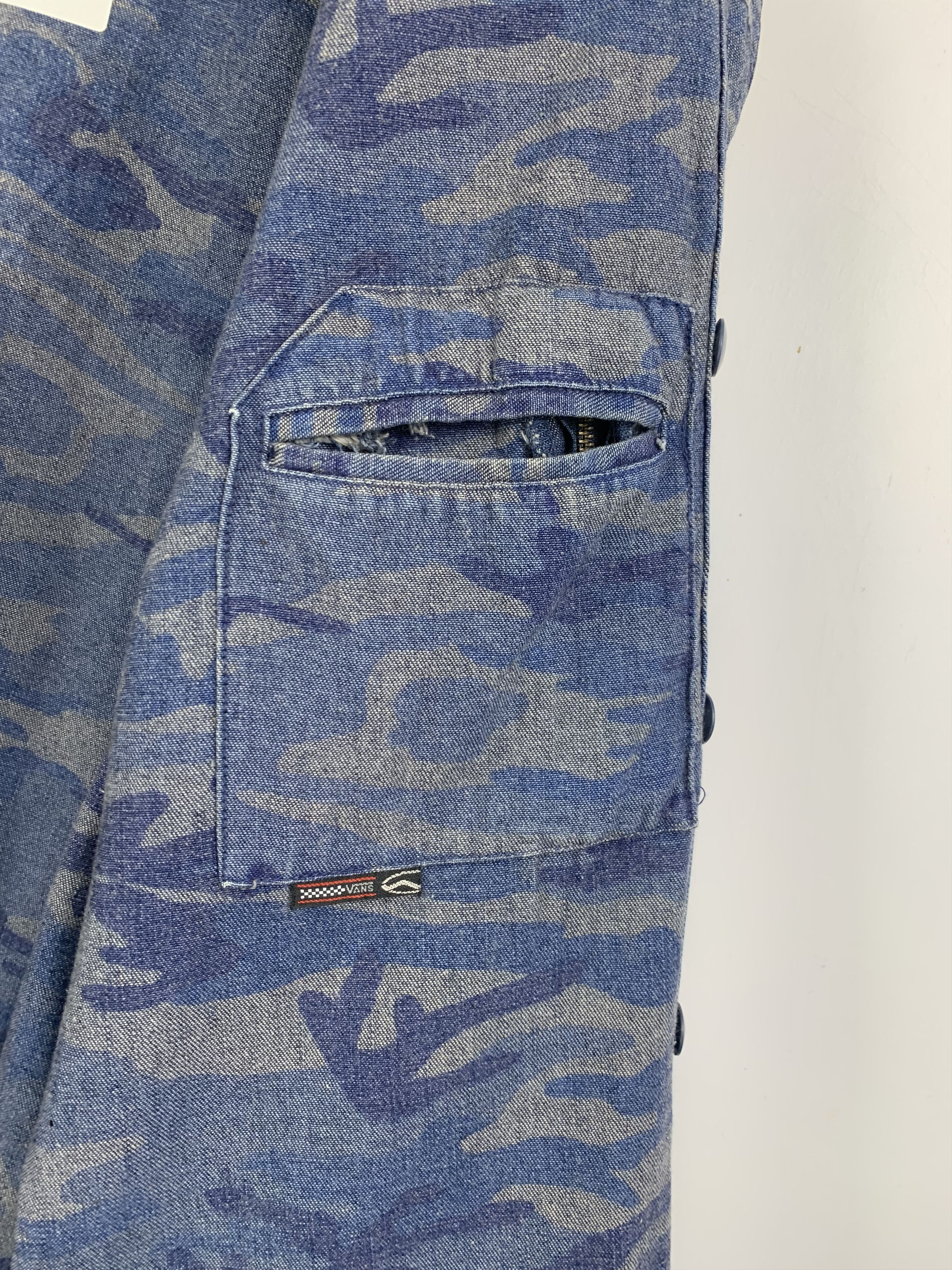 Vans Vintage VANS Button Up Oversized Light Denim Jacket Size US XL / EU 56 / 4 - 11 Thumbnail