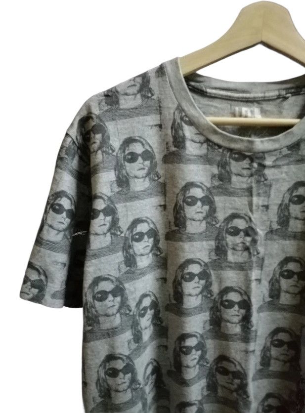 Nirvana × Uniqlo Uniqlo X Kurt Cobain Signature Tee Shirt Size US XL / EU 56 / 4 - 6 Thumbnail