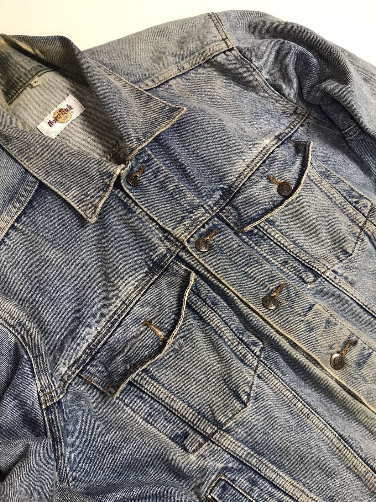 Hard Rock Cafe Vintage Hard Rock Cafe Bangkok Denim Trucker Jacket Size US M / EU 48-50 / 2 - 4 Thumbnail