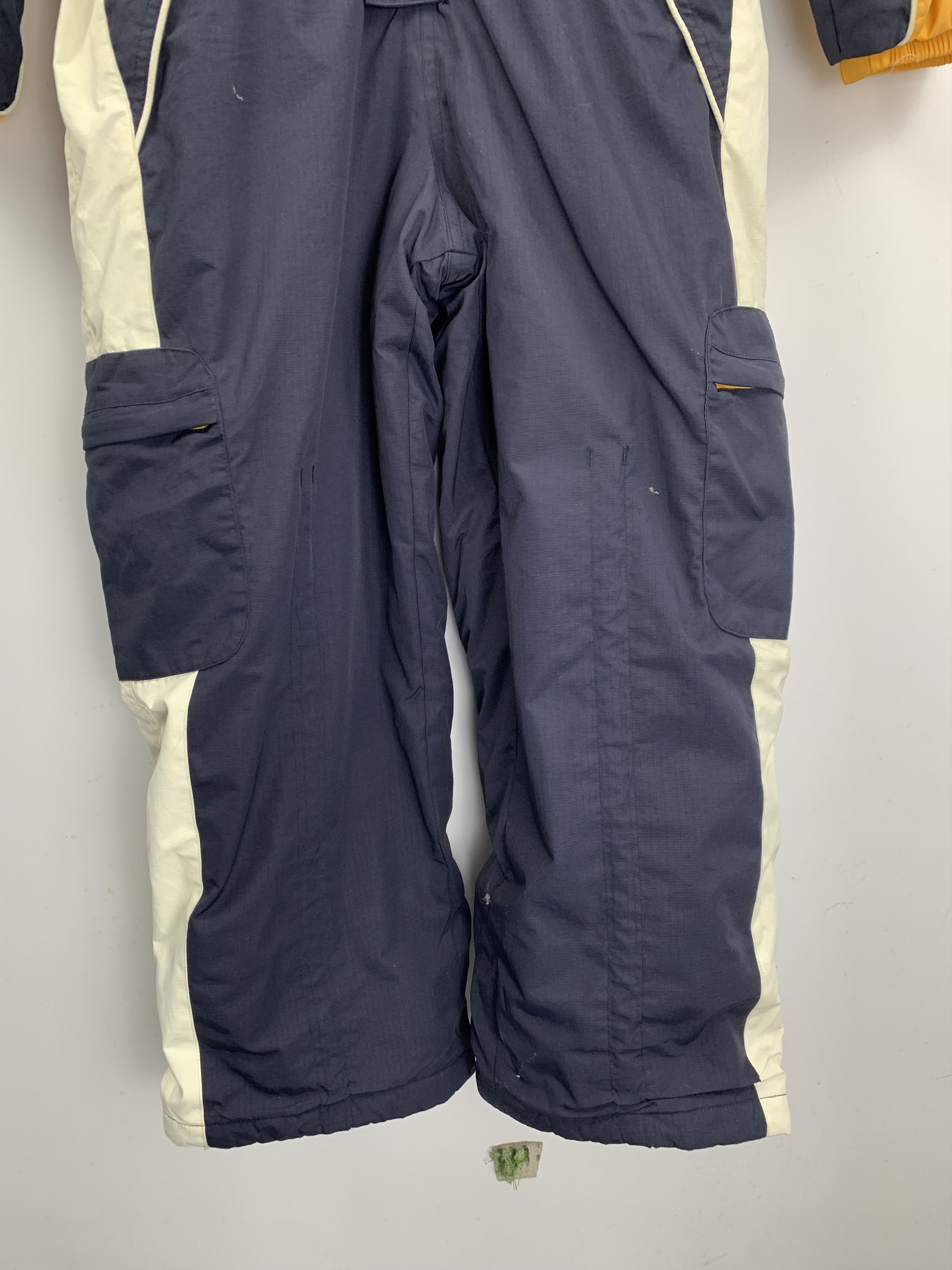 Vintage Vintage MOUJONJON Kids Ski Jumpsuit Windproof Sportwear Size US 28 / EU 44 - 7 Thumbnail