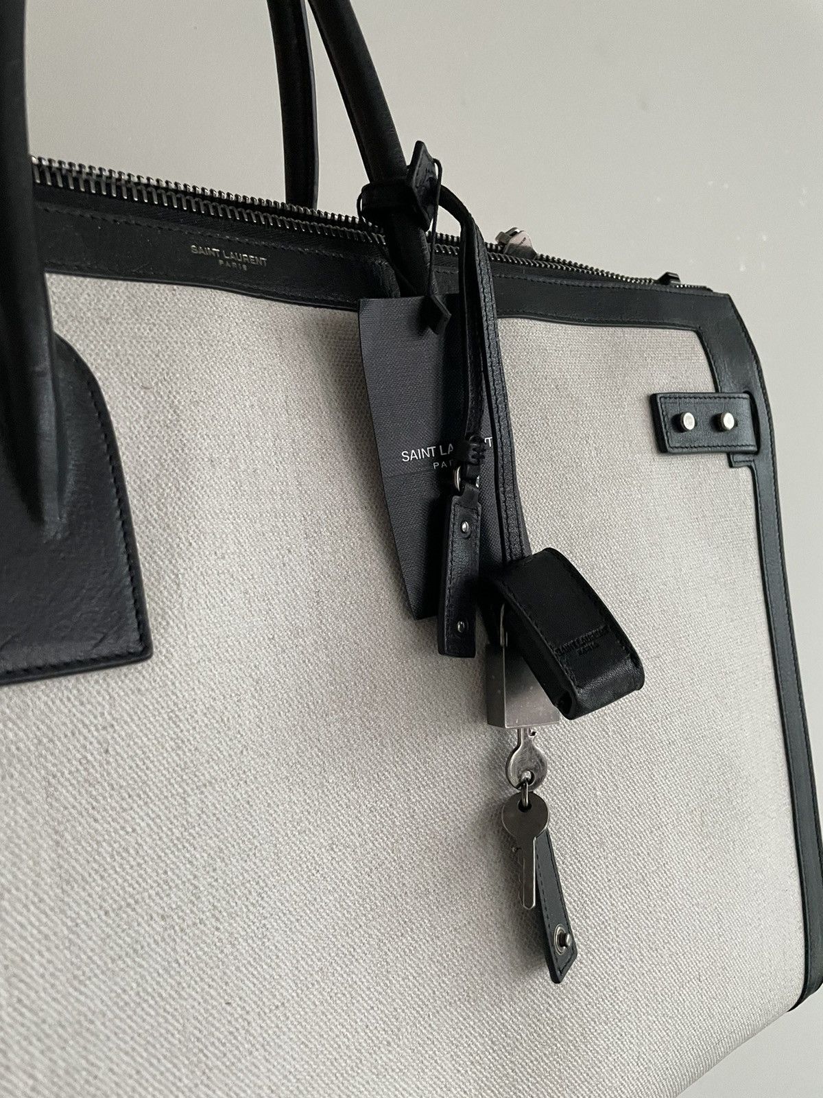 Yves Saint Laurent Limited Edition Saint Laurent Sac De Jour XL Size ONE SIZE - 20 Thumbnail