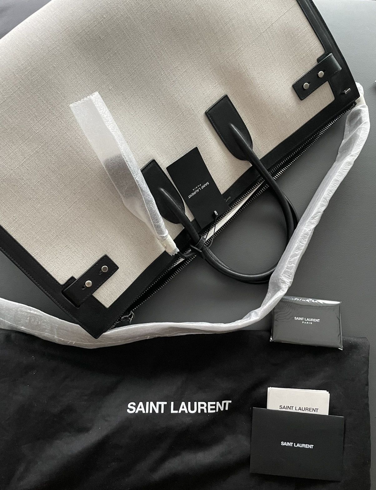 Yves Saint Laurent Limited Edition Saint Laurent Sac De Jour XL Size ONE SIZE - 4 Thumbnail