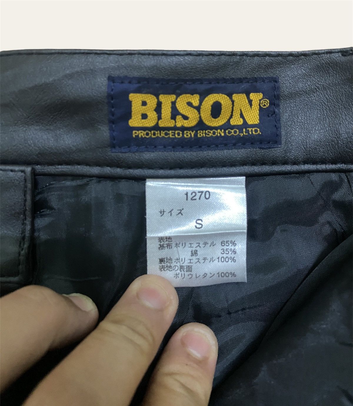 Japanese Brand Vintage BISON Designer Pvc Pant Size US 26 / EU 42 - 7 Thumbnail