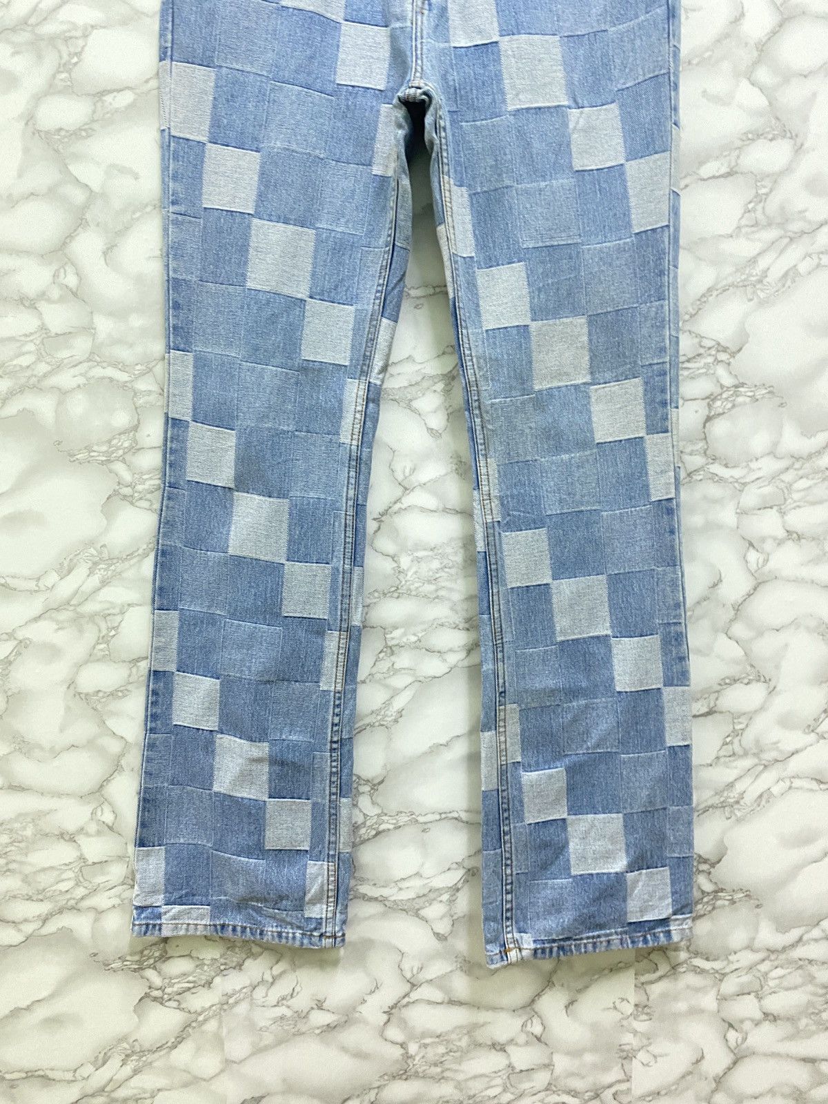 Designer FAMOUS CREST JEANS CHECKED DENIM PANTS Size US 29 - 6 Thumbnail