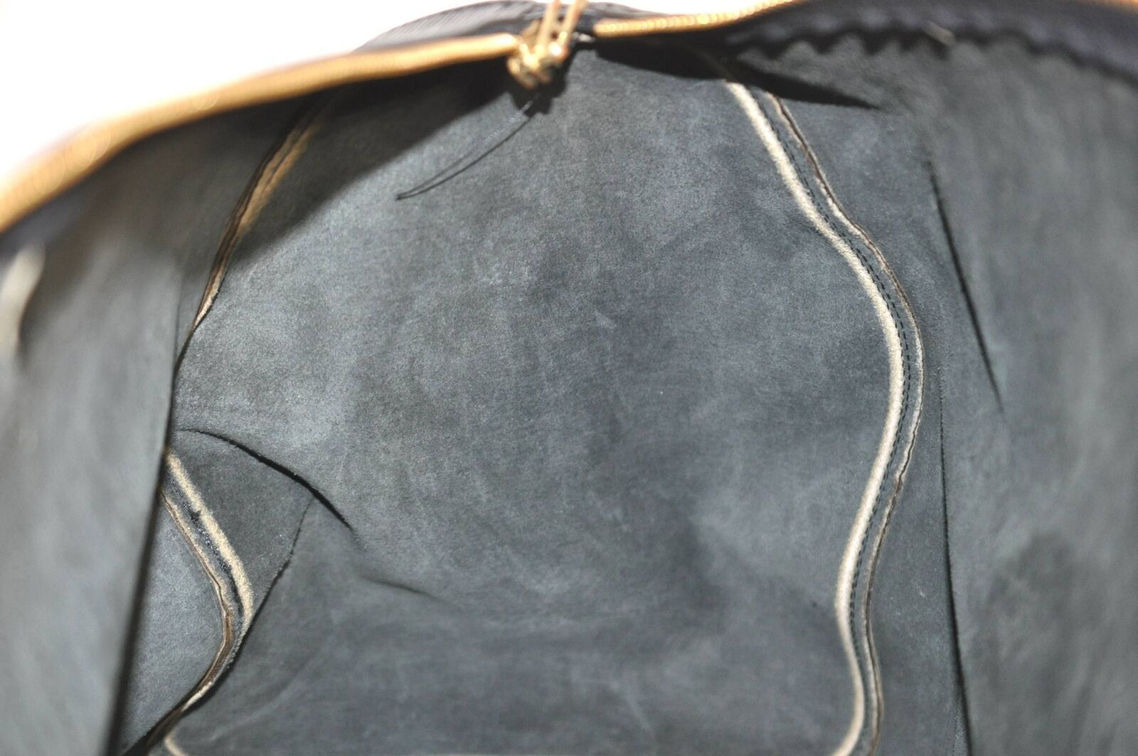 Louis Vuitton Keepall 60 Epi Duffle Bag Size ONE SIZE - 11 Thumbnail