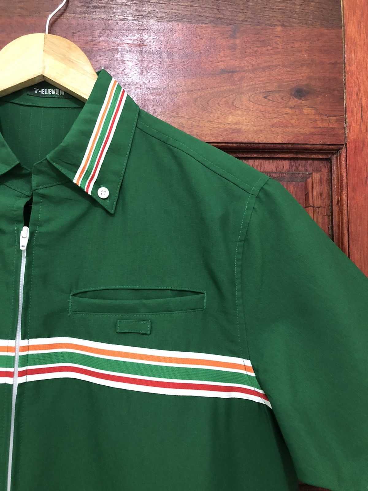 Uniform Wares × Vintage Vintage 90’s 7 Eleven Uniform Worker Embroidery Logo Shirt Size US M / EU 48-50 / 2 - 5 Thumbnail