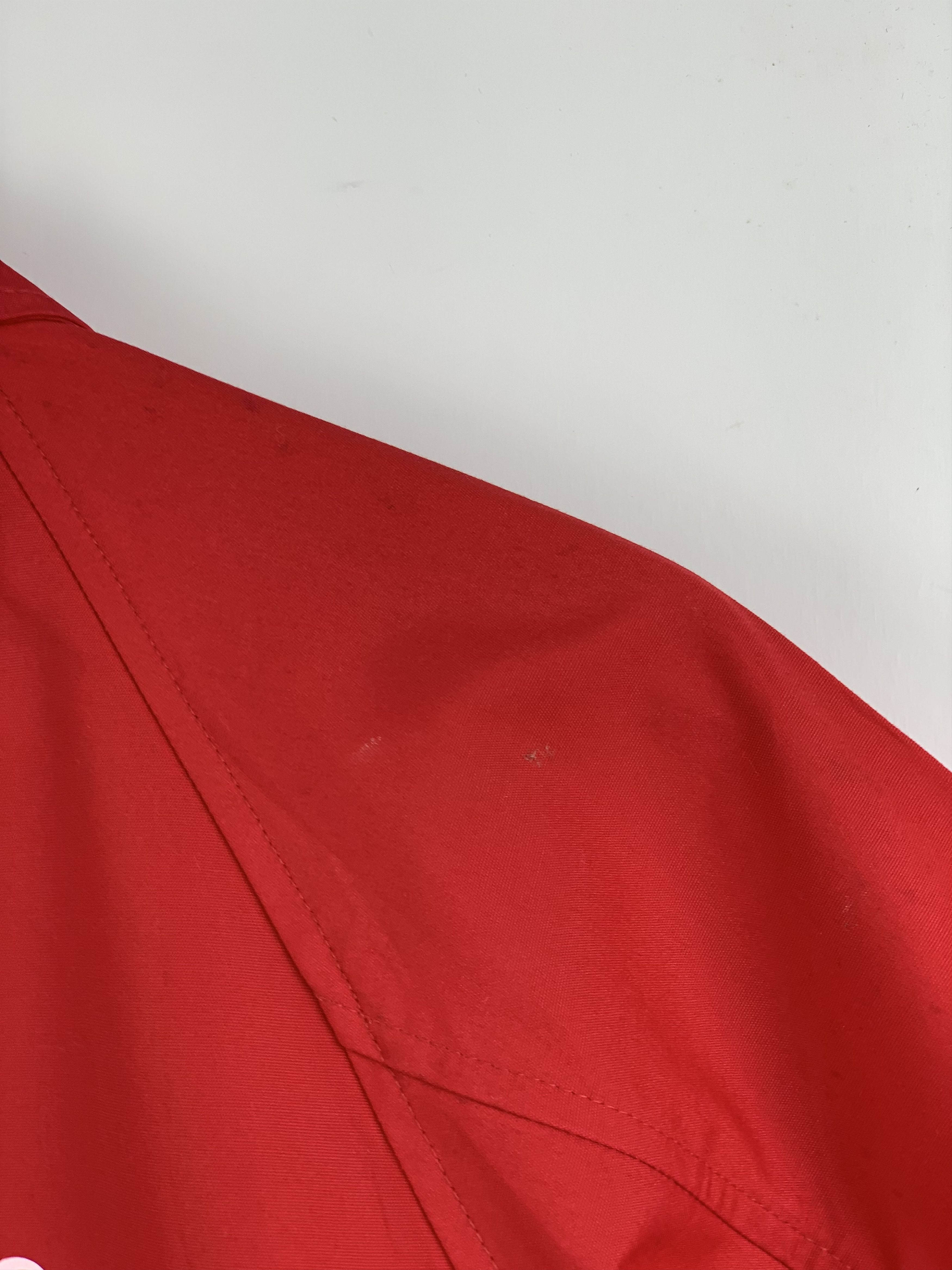 Japanese Brand Vintage Red Japanese Windbreaker / Light Zip Jacket Size US L / EU 52-54 / 3 - 12 Thumbnail