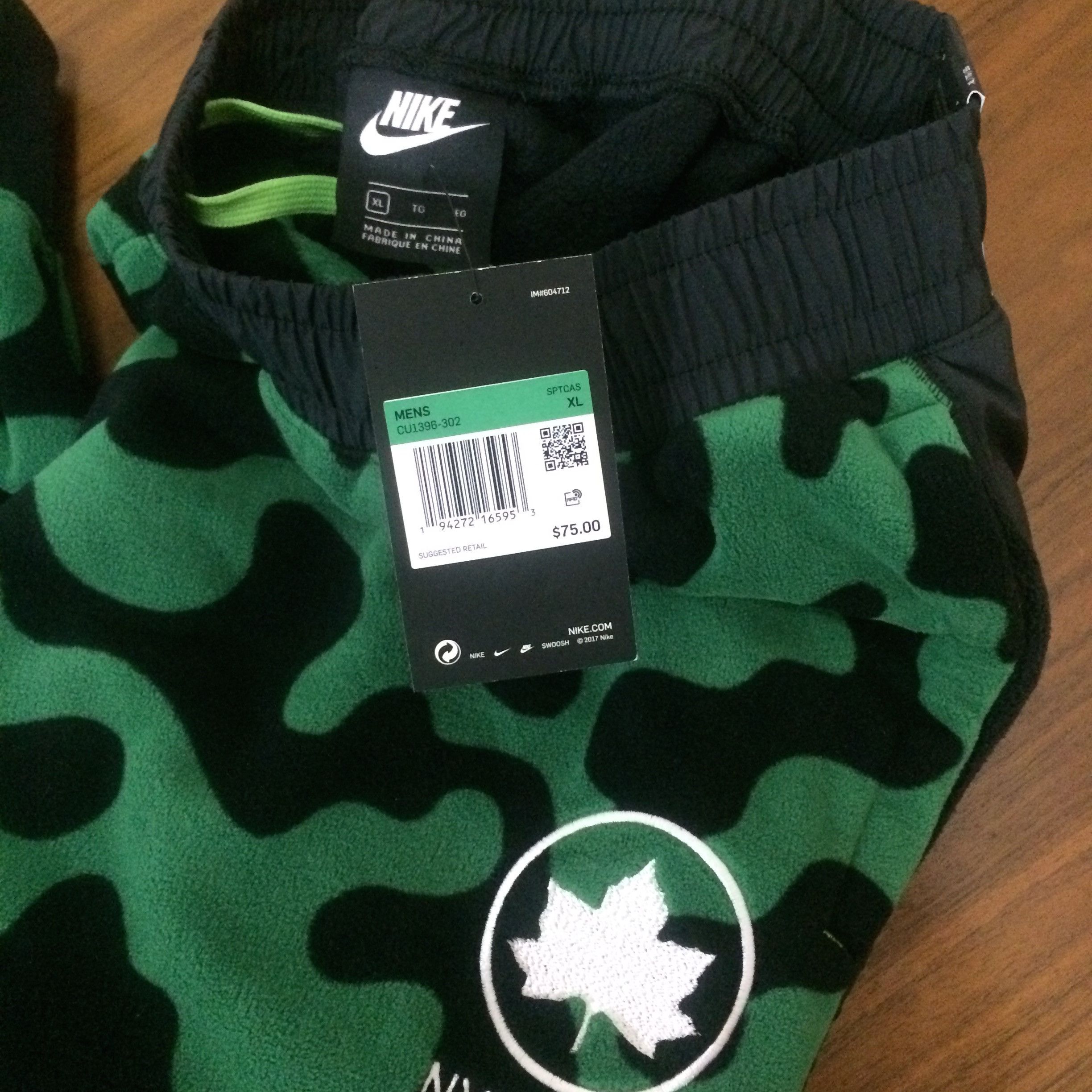 Nike NIKE SPORTSWEAR N.Y.C Parks Fleece Pant Size US 36 / EU 52 - 3 Thumbnail