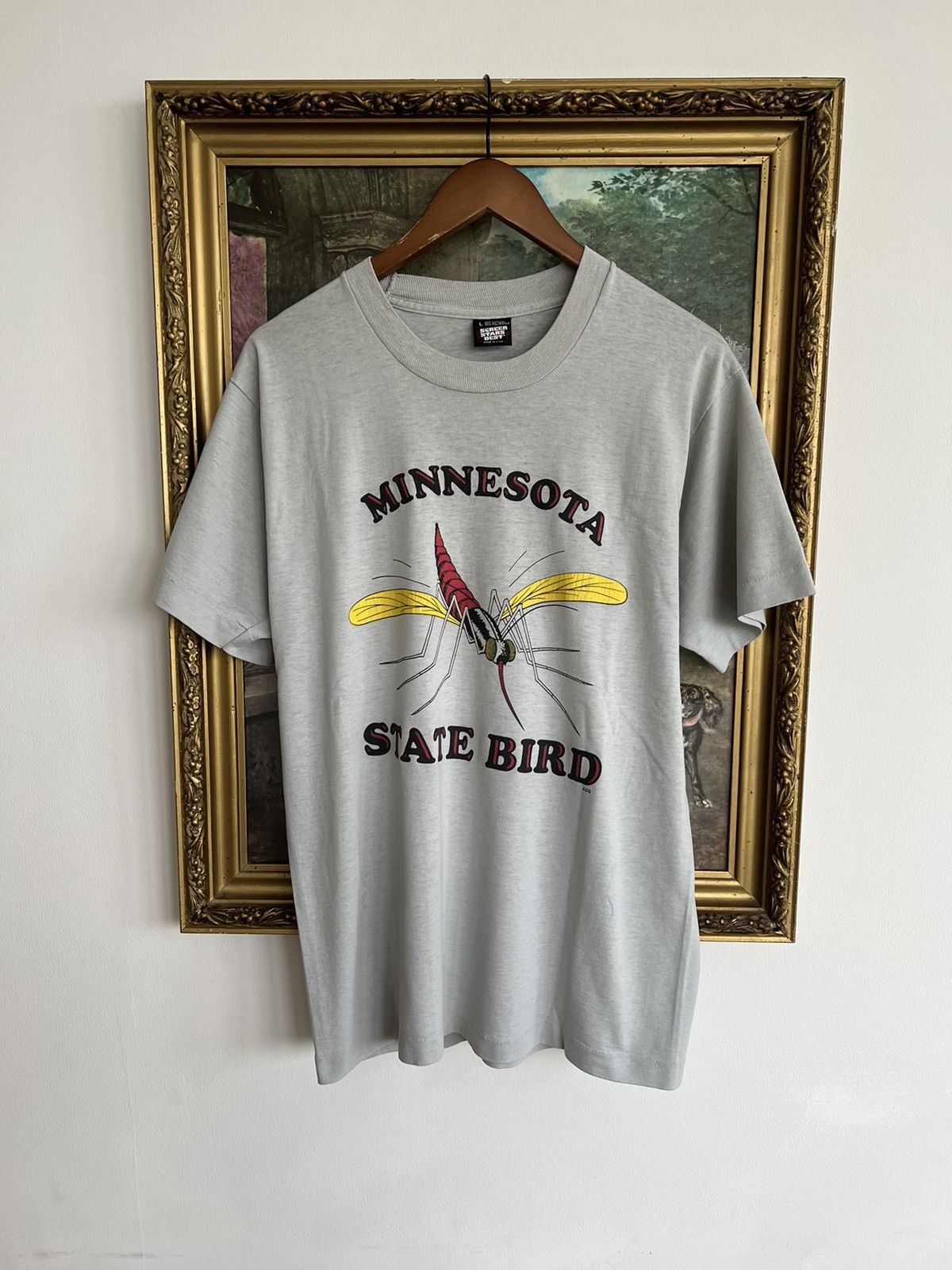 Vintage Vintage 90s Minnesota State Bird Mosquito USA Gray Tee Size US L / EU 52-54 / 3 - 1 Thumbnail