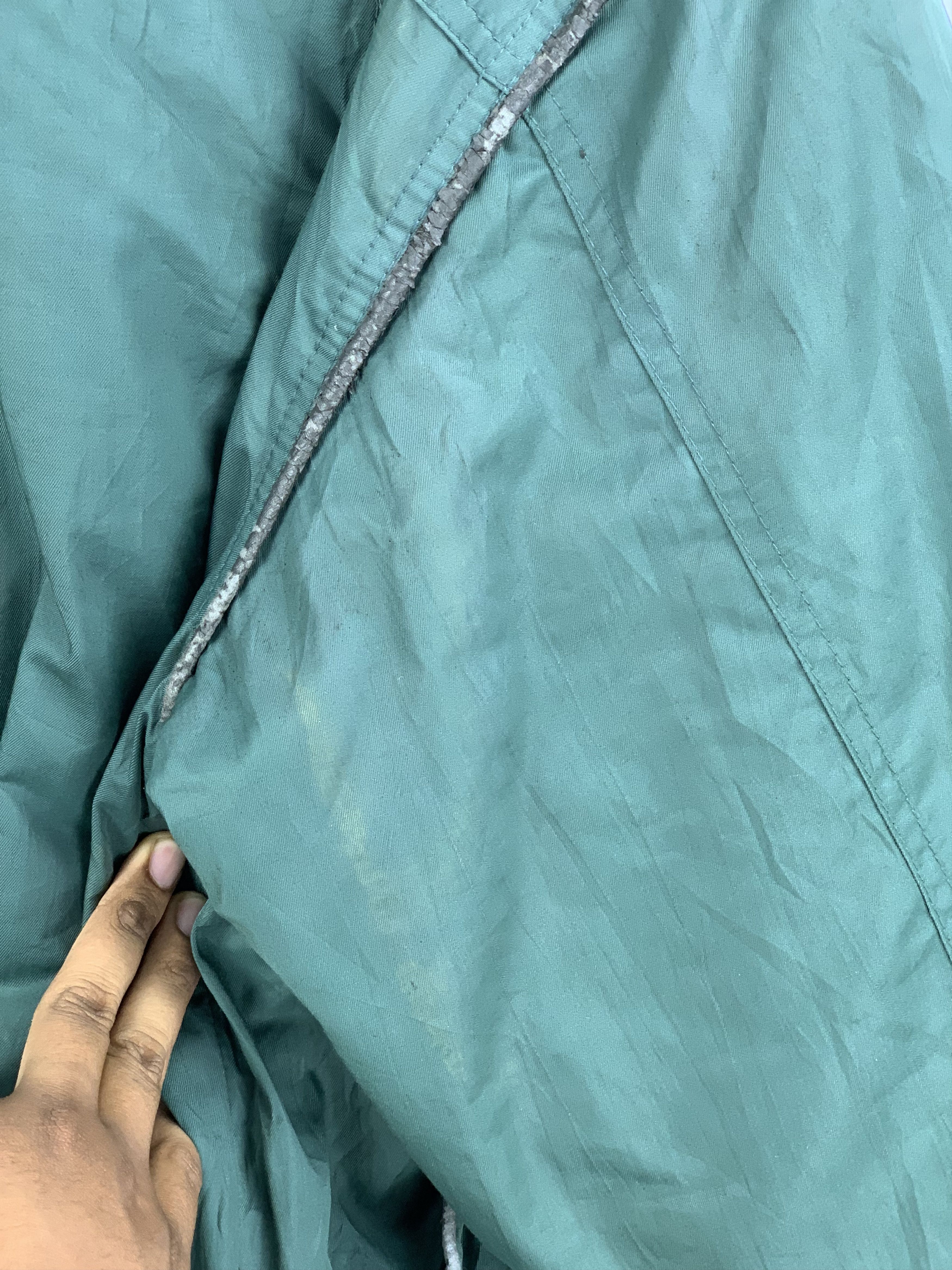 Japanese Brand Vintage VOLUNT Zip Up Green Bomber Jacket Size US L / EU 52-54 / 3 - 18 Thumbnail