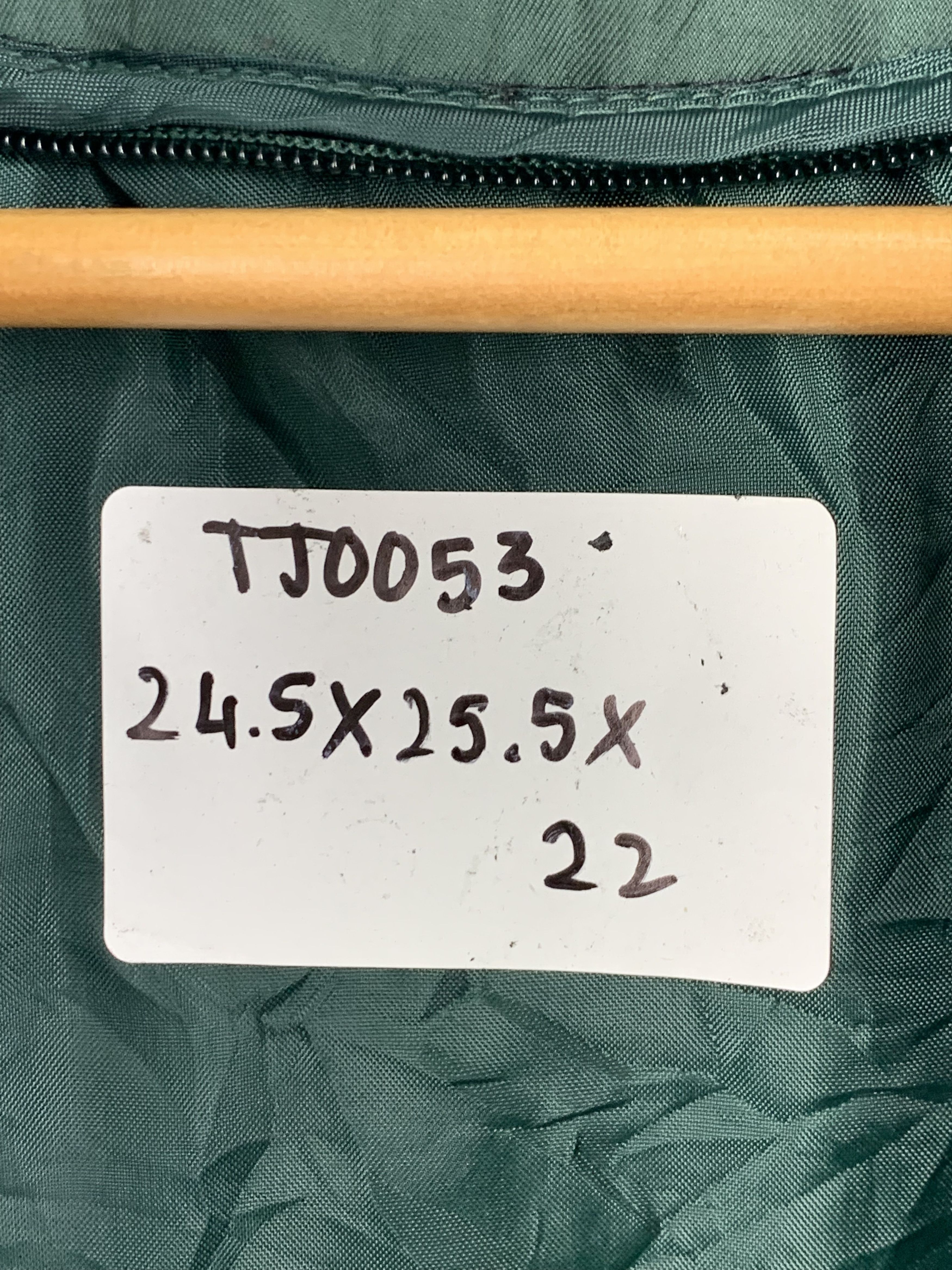Japanese Brand Vintage VOLUNT Zip Up Green Bomber Jacket Size US L / EU 52-54 / 3 - 19 Thumbnail