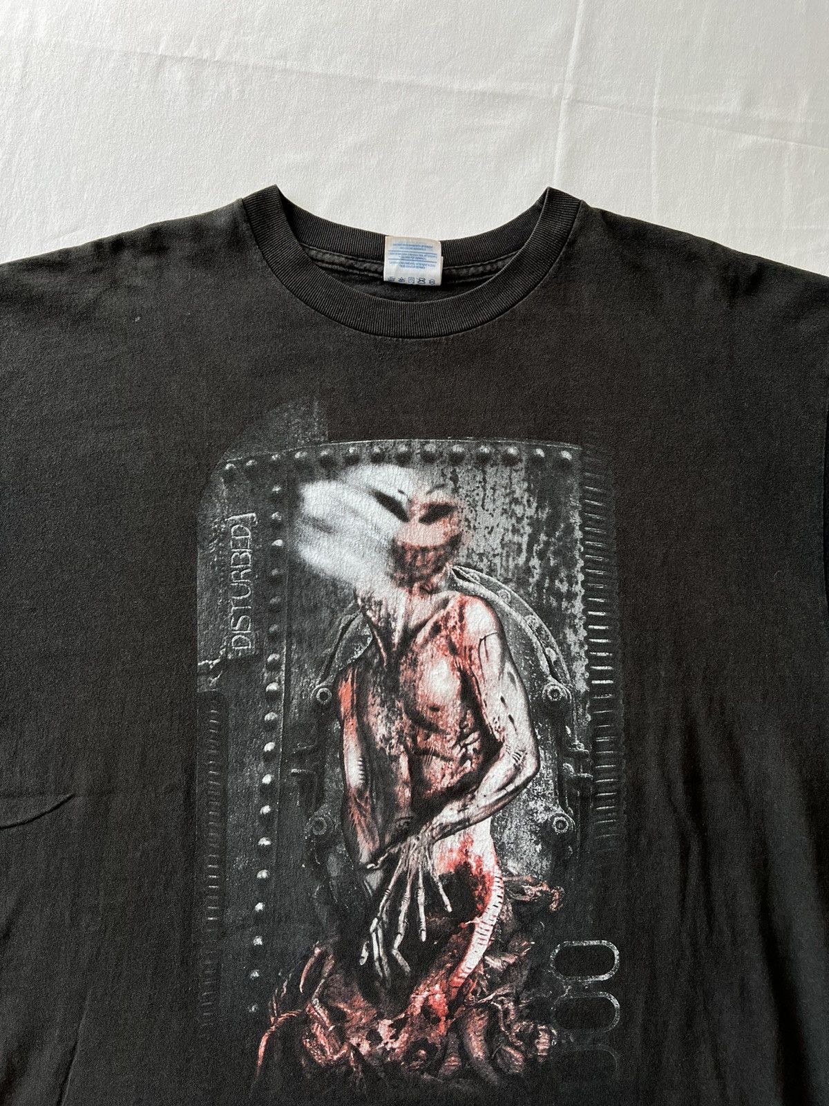 Band Tees Vintage 2000s Disturbed Band Black Tee (System of a Down) Size US XL / EU 56 / 4 - 3 Thumbnail