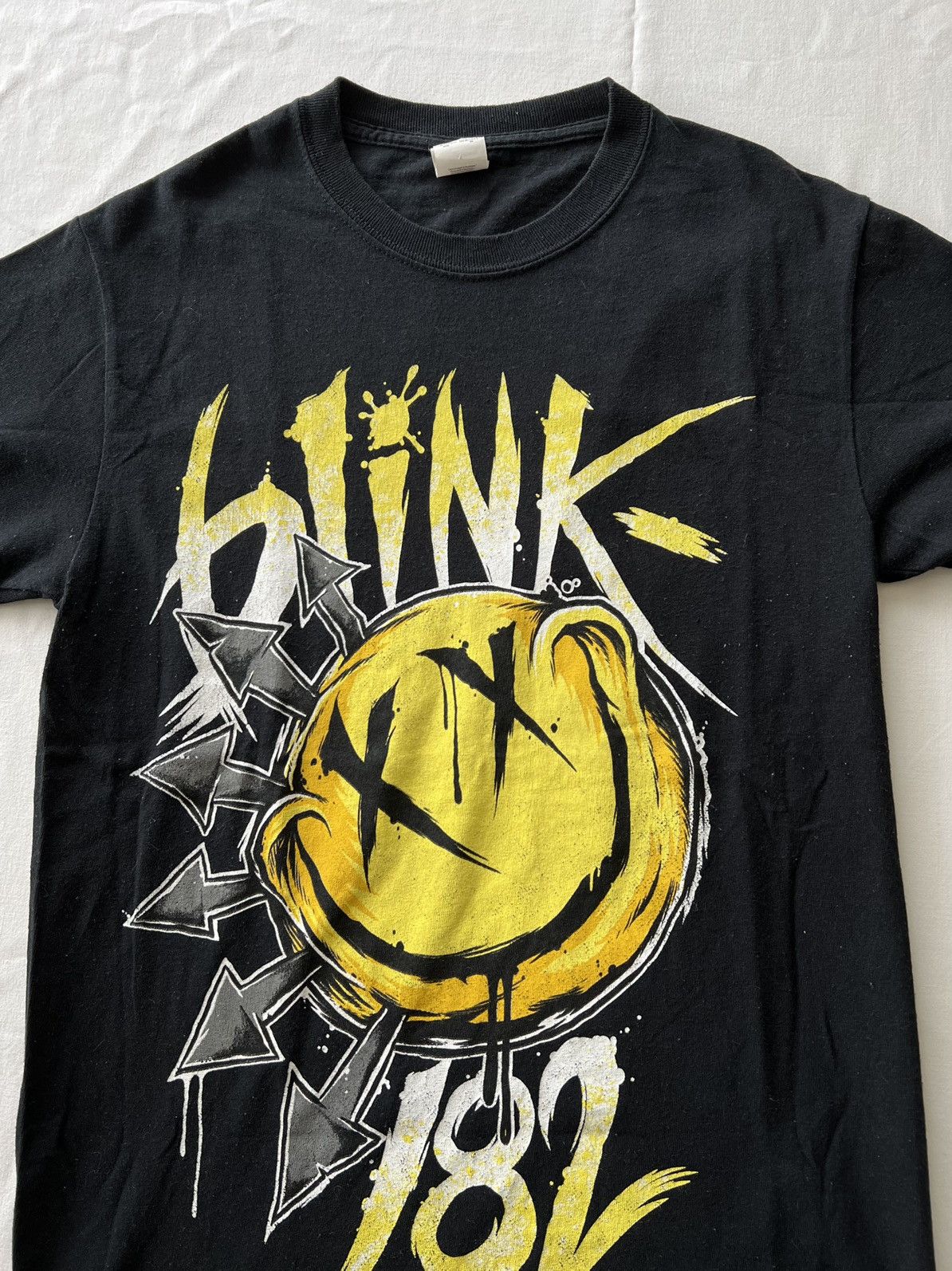 Band Tees Vintage 2000s Blink-182 Black Tee (Green Day Sum 41) Size US S / EU 44-46 / 1 - 3 Thumbnail