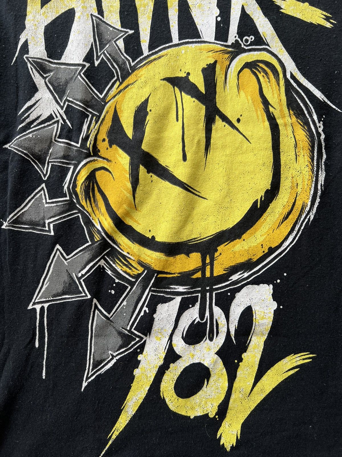 Band Tees Vintage 2000s Blink-182 Black Tee (Green Day Sum 41) Size US S / EU 44-46 / 1 - 4 Thumbnail