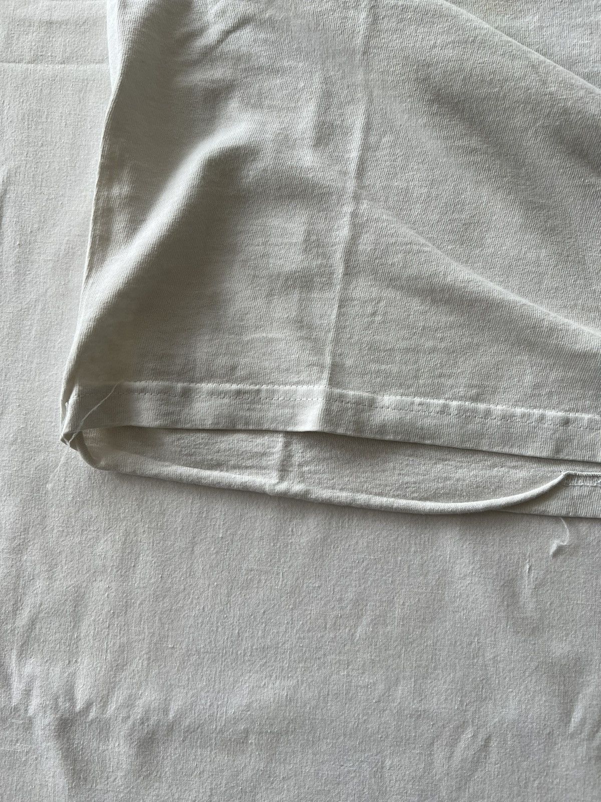 Nike Vintage 90s Nike The Universal Language of Sports White Tee Size US S / EU 44-46 / 1 - 10 Thumbnail