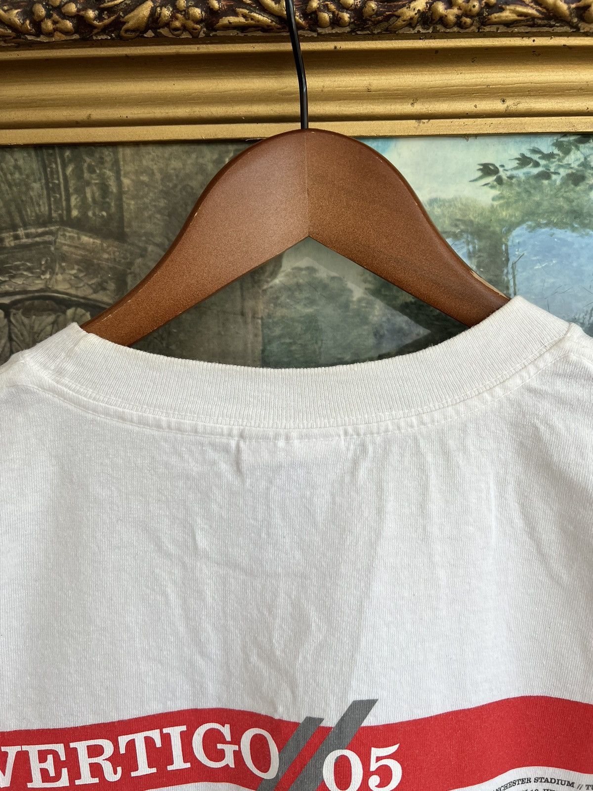Band Tees Vintage 2005 U2 Vertigo White Tee (Pink Floyd Green Day) Size US M / EU 48-50 / 2 - 16 Thumbnail