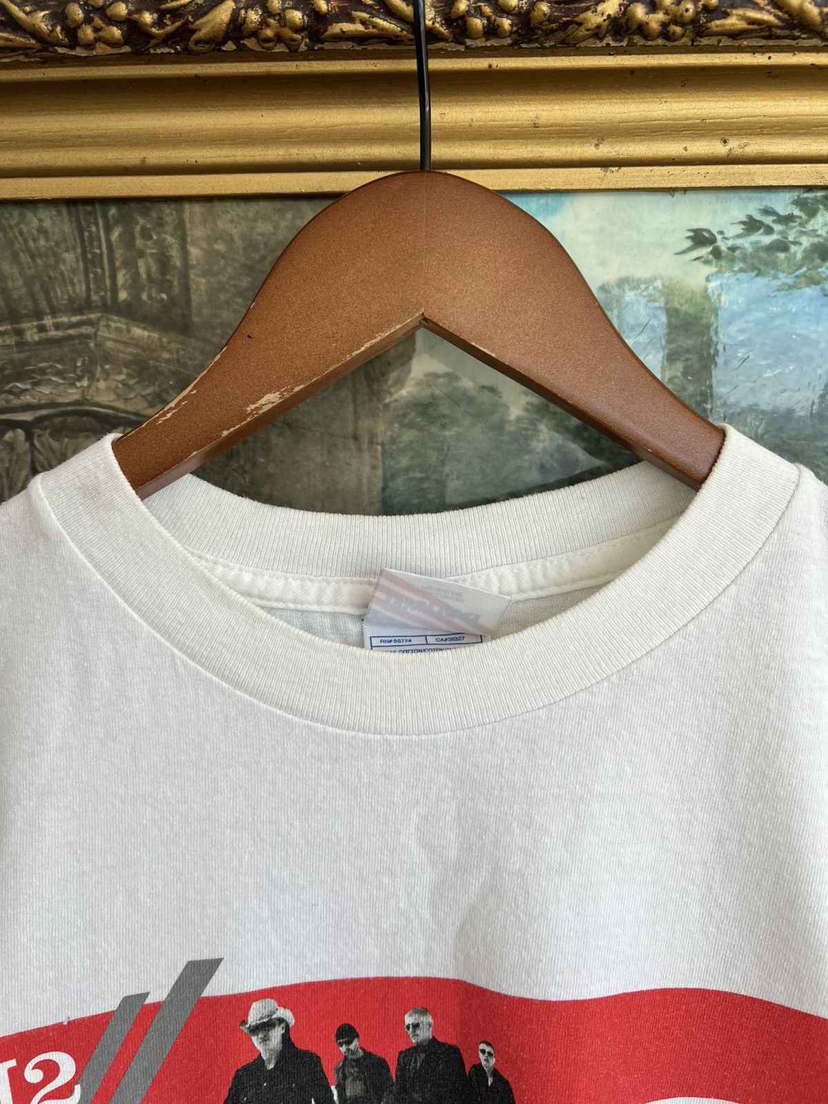 Band Tees Vintage 2005 U2 Vertigo White Tee (Pink Floyd Green Day) Size US M / EU 48-50 / 2 - 9 Thumbnail