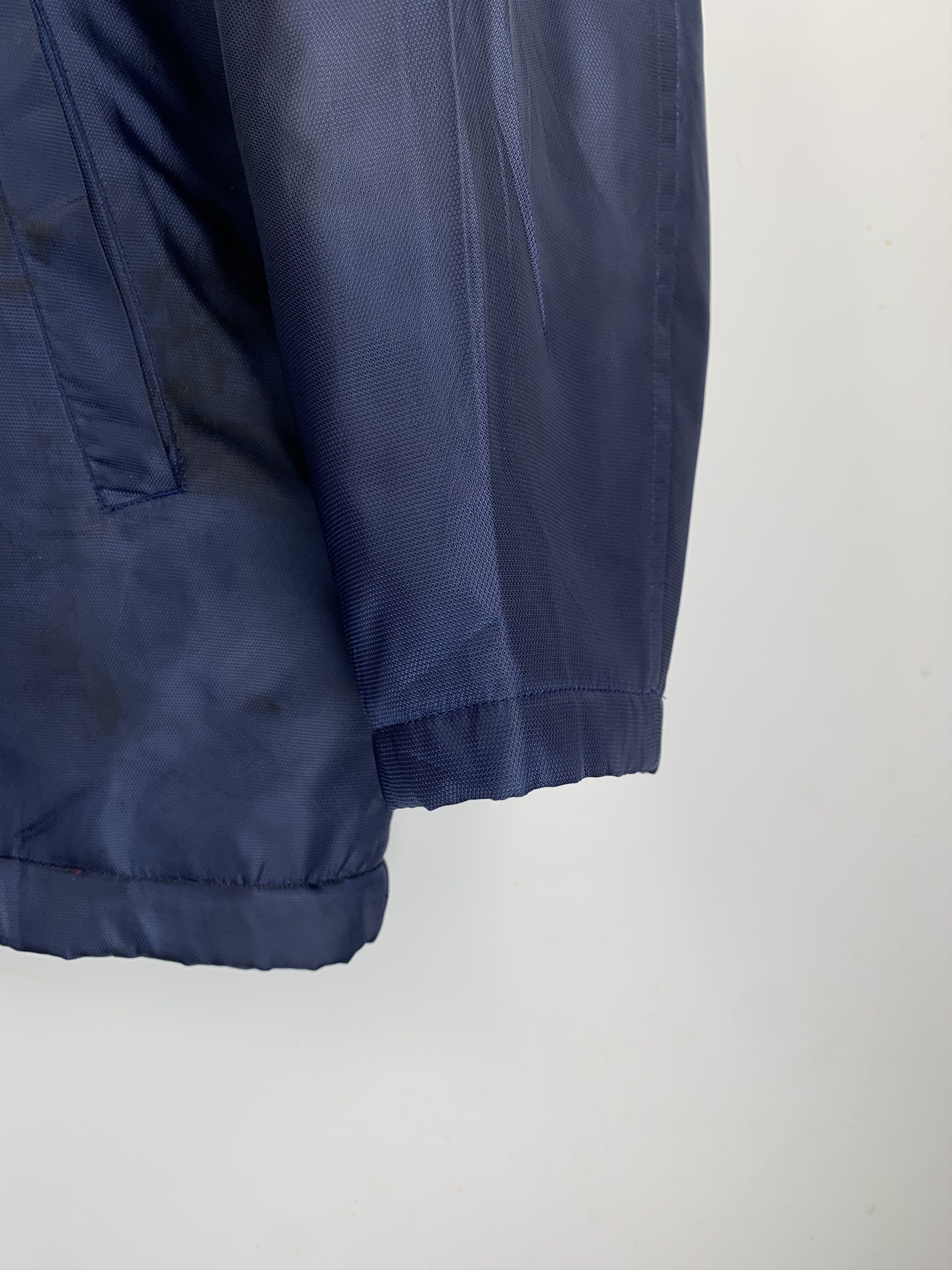 Champion Vintage CHAMPION Hoodie Button Up Sportwear Jacket Size US L / EU 52-54 / 3 - 6 Thumbnail