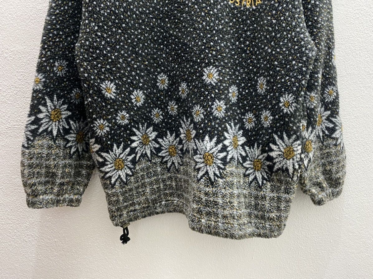 Designer GIRARDELLI - AUTRIA FLEECE FLOWER SWEATER Size US M / EU 48-50 / 2 - 4 Thumbnail