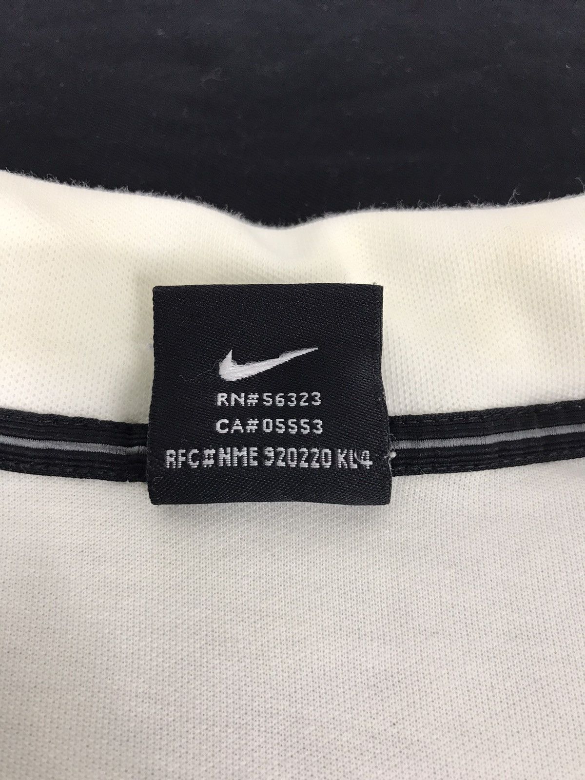 Nike Nike Polo Tee Tshirt Plain Design Modern Classic Fashion Size US L / EU 52-54 / 3 - 4 Thumbnail