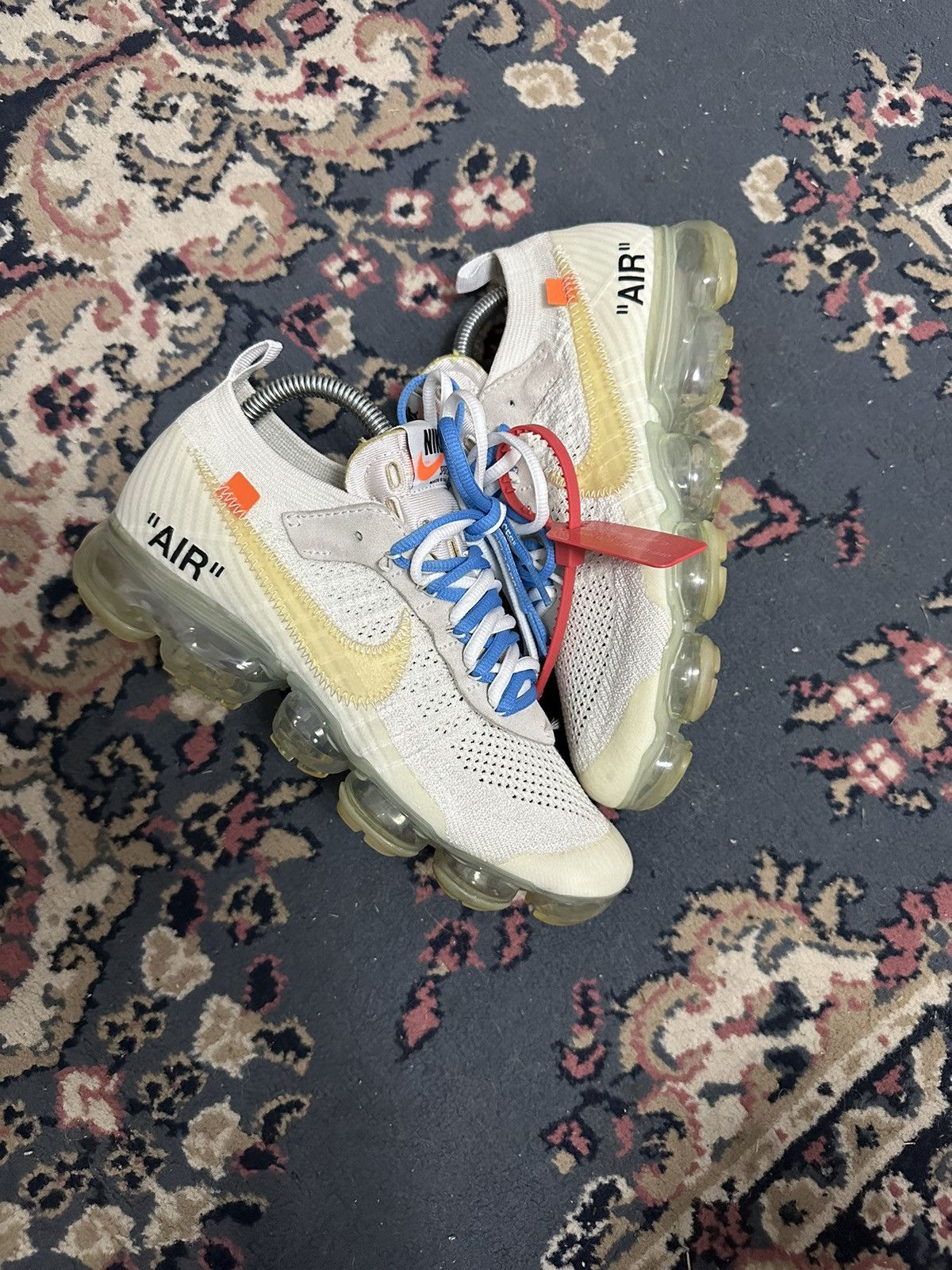 off white vapormax size 5