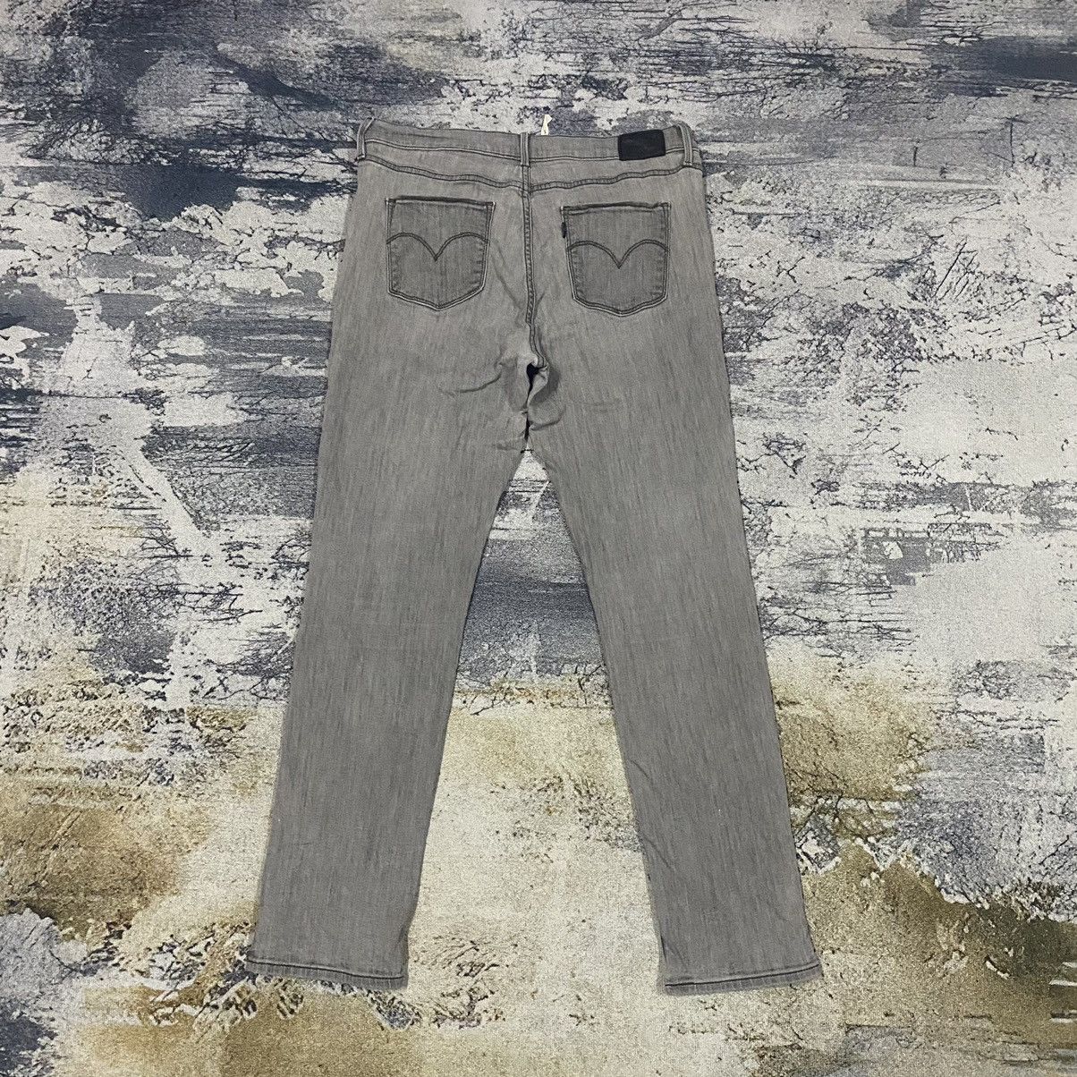 image of Levis Elastic Faded Denim Jeans in Faded Grey, Men's (Size 34)