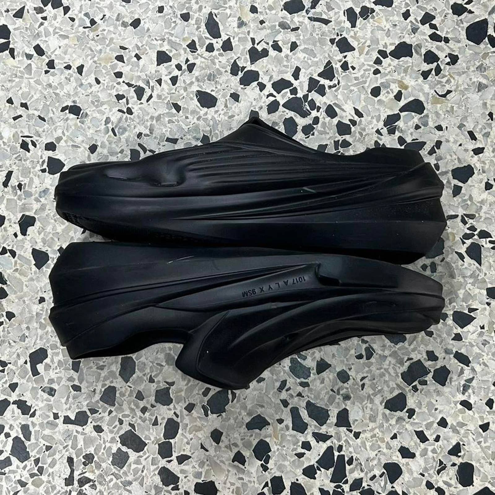 1017 ALYX 9SM 1017 ALYX 9SM MONO SNEAKERS (AKA ANGRY CROC) Size US 8.5 / EU 41-42 - 4 Thumbnail
