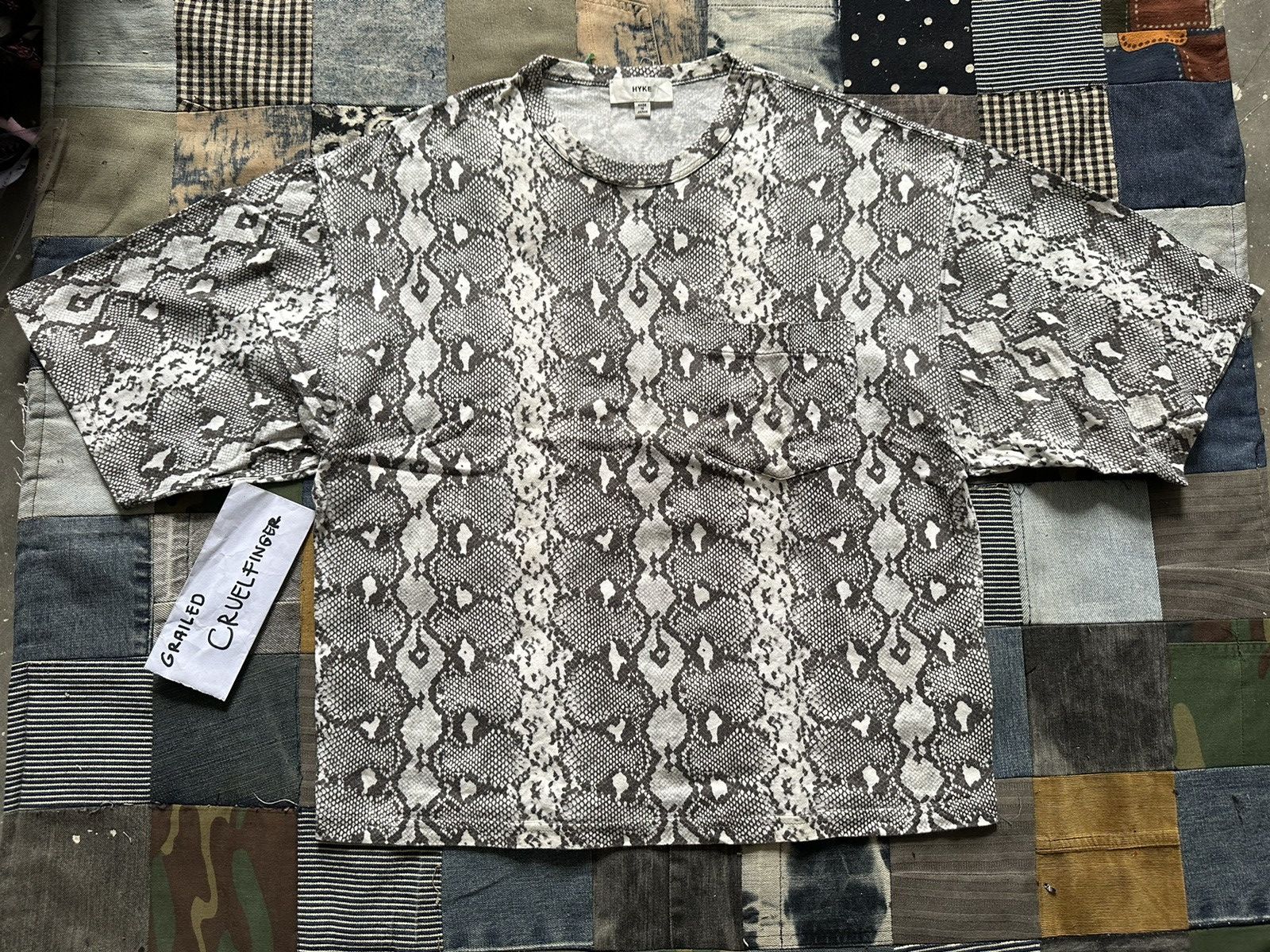 HYKE × Japanese Brand Hyke Japan Fullprint Snakeskin Boxy Tshirt Size M / US 6-8 / IT 42-44 - 5 Thumbnail