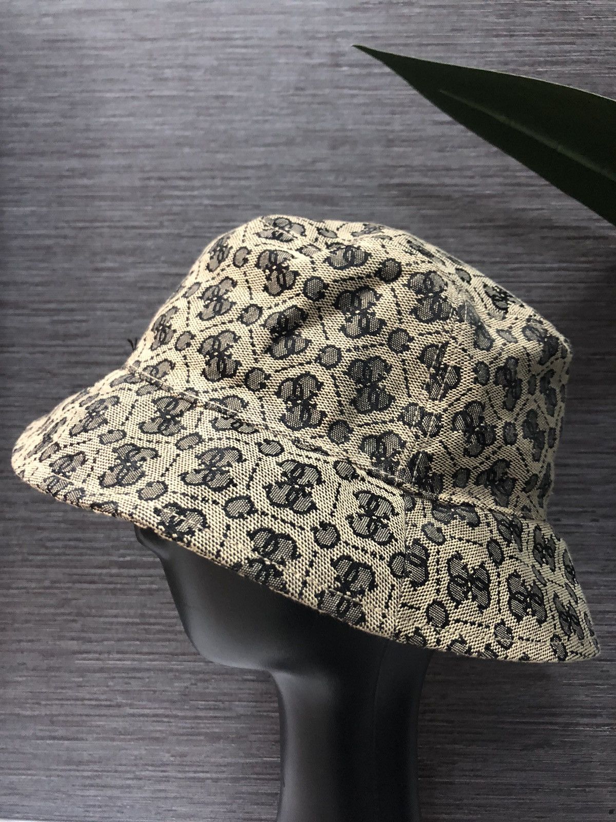 Guess Monogram Full Print Bucket Hat
