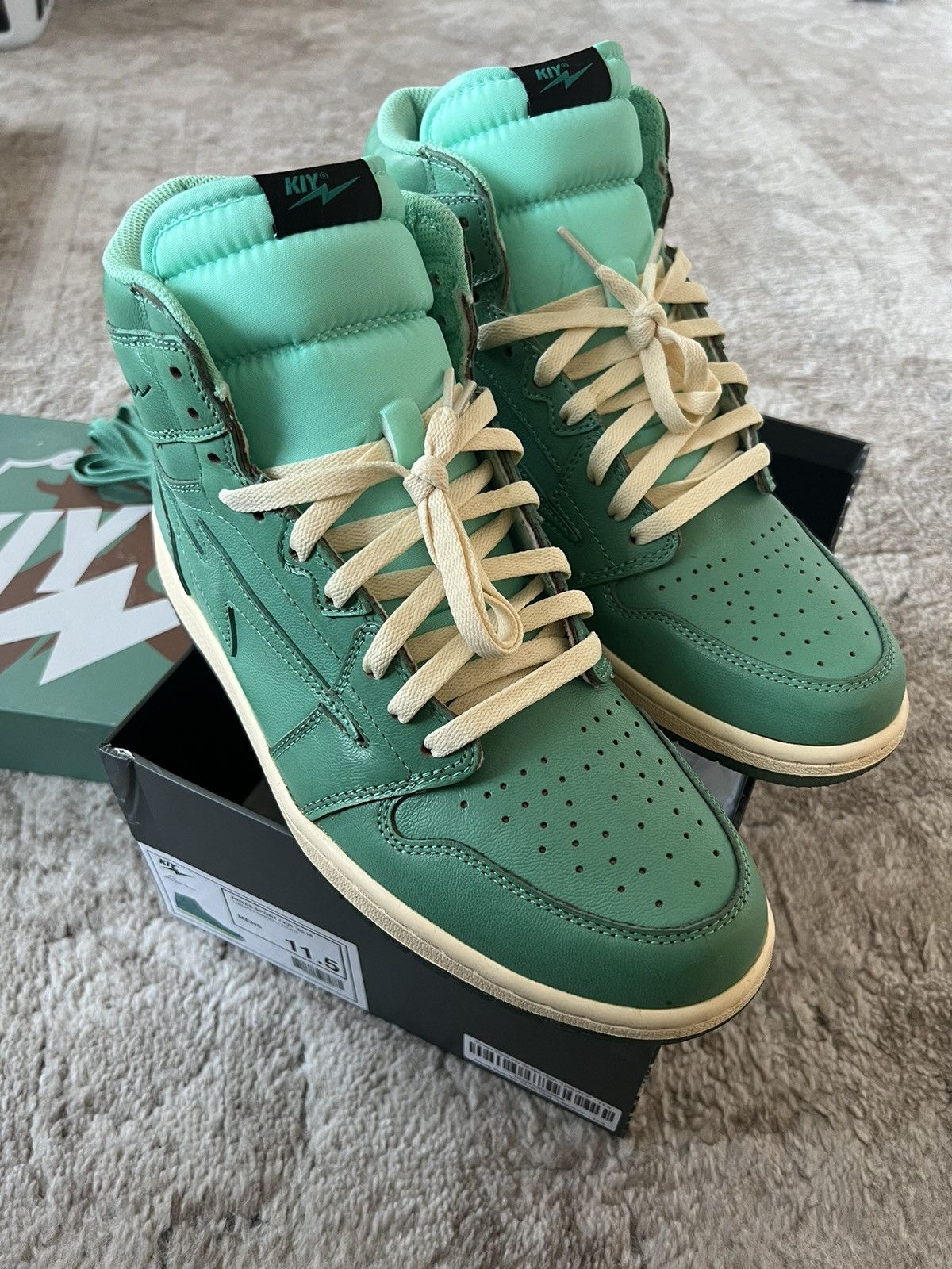 Reves Paris Reves Paris Sport / KIY 85 Hi - Liberty Green / Ivory Size US 11.5 / EU 44-45 - 1 Thumbnail