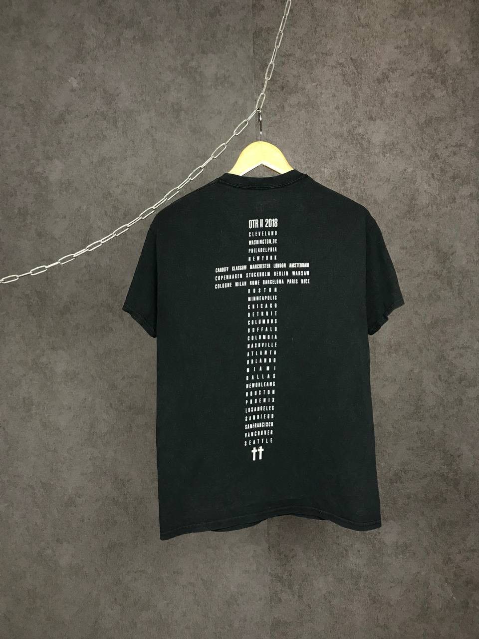 Band Tees OTR II Jay Z x Beyoncé band tour tee Size US M / EU 48-50 / 2 - 2 Thumbnail