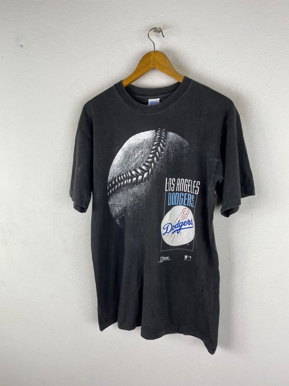 MLB × Vintage 🔥SALE🔥VINTAGE LOS ANGELES DODGERS SHIRTS Size US L / EU 52-54 / 3 - 4 Thumbnail