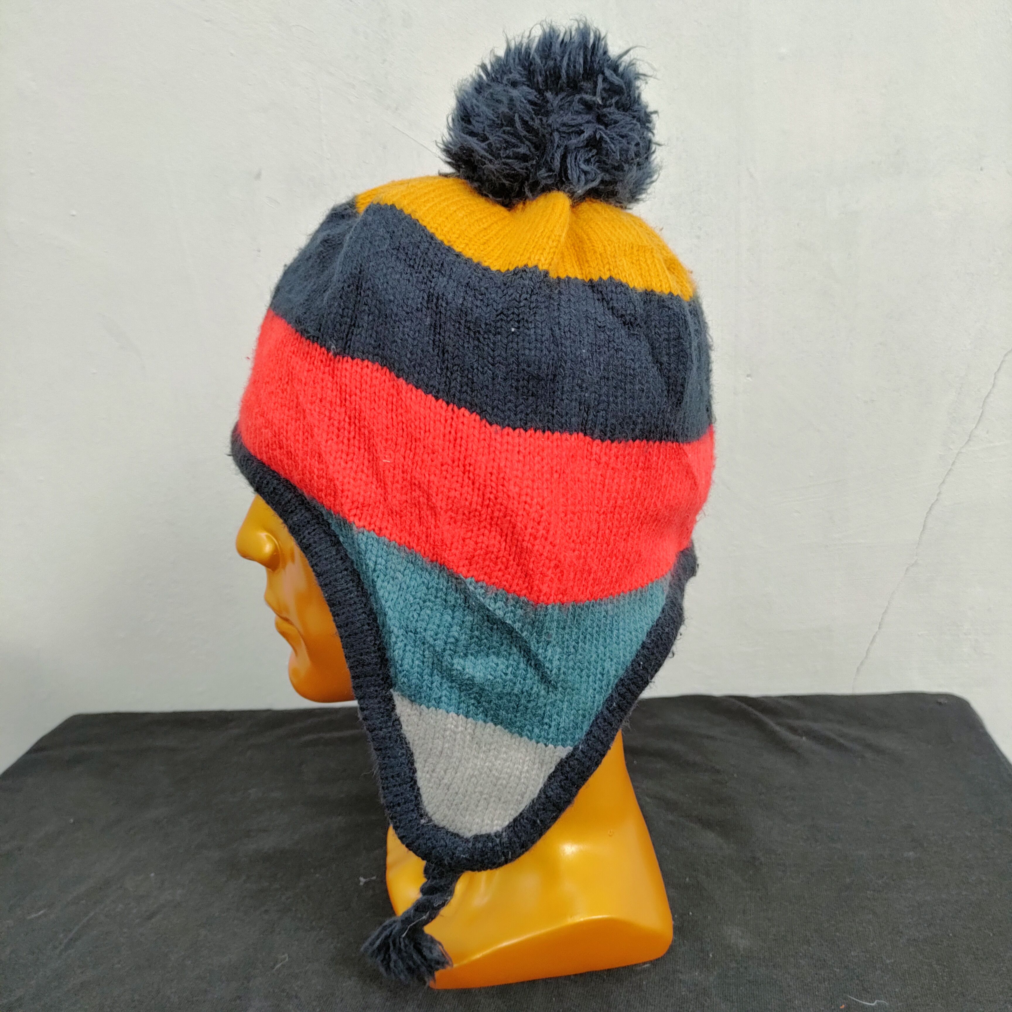 Japanese Brand 💥 BESTOFFER 💥 MULTICOLOR COLOR BEANIE HAT Size ONE SIZE - 2 Thumbnail