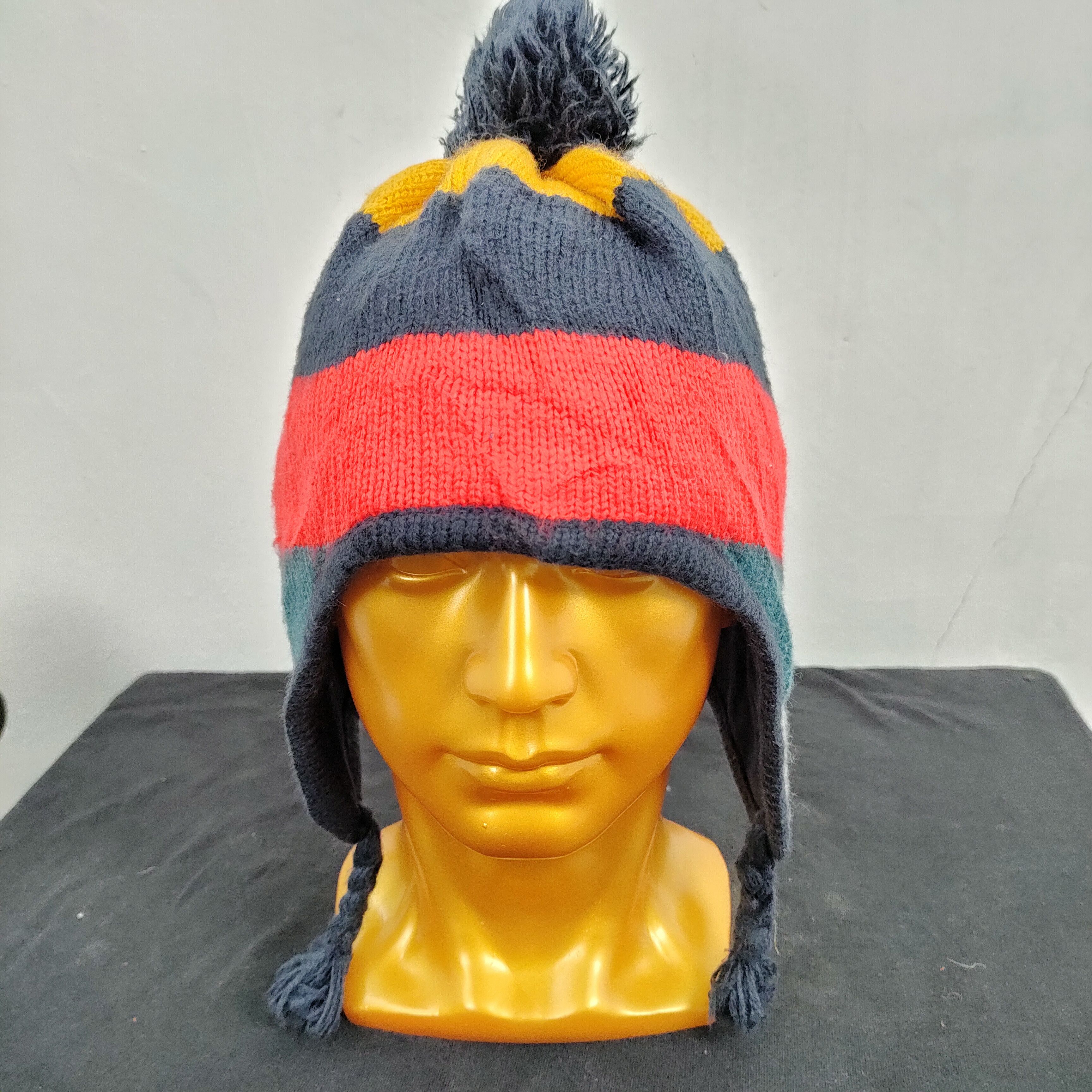 Japanese Brand 💥 BESTOFFER 💥 MULTICOLOR COLOR BEANIE HAT Size ONE SIZE - 1 Thumbnail