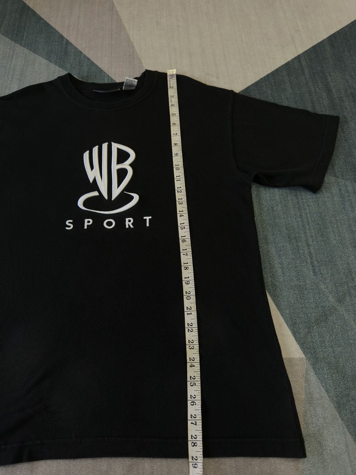 Warner Bros Vintage 90s Warner Bros Embroidery Logo Tshirt A04 Size US S / EU 44-46 / 1 - 6 Thumbnail