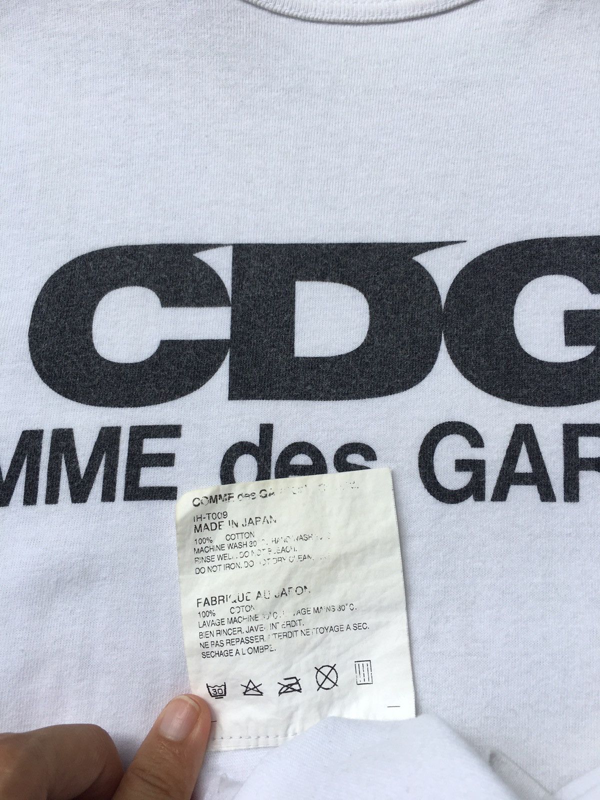 Comme des Garcons Rare Comme Des Garcons CDG Big Spellout Tshirt Size US S / EU 44-46 / 1 - 11 Thumbnail