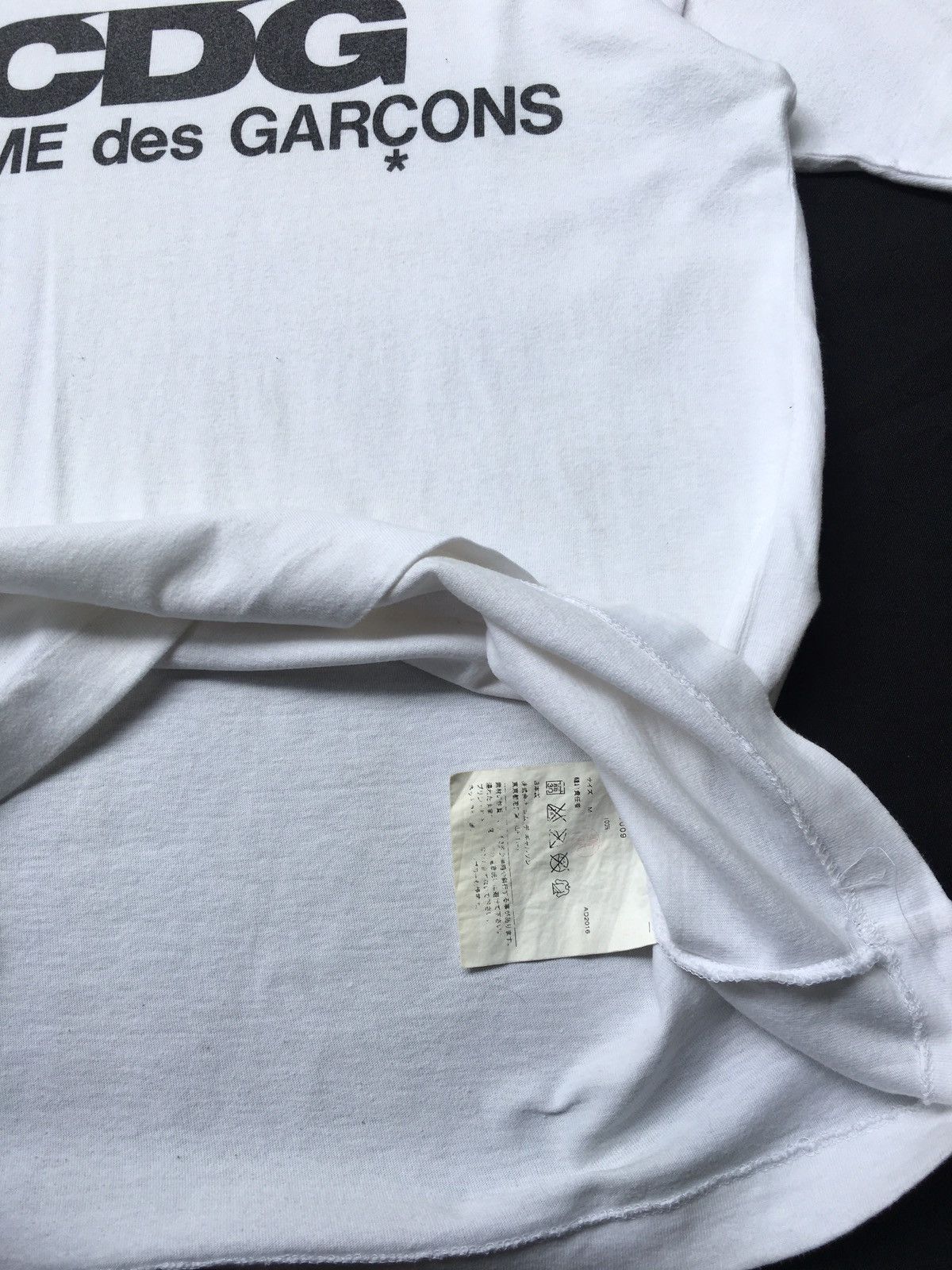 Comme des Garcons Rare Comme Des Garcons CDG Big Spellout Tshirt Size US S / EU 44-46 / 1 - 10 Thumbnail