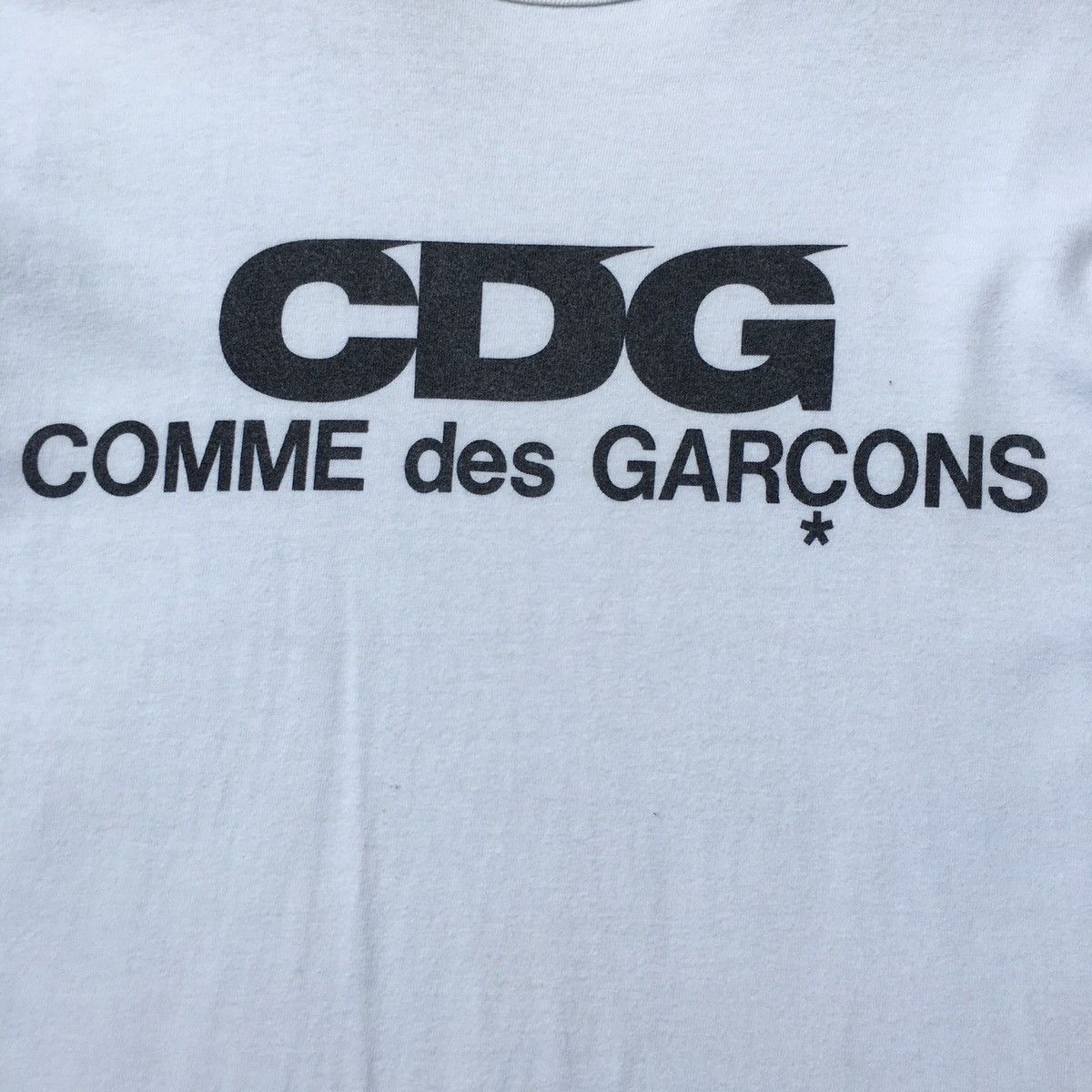 Comme des Garcons Rare Comme Des Garcons CDG Big Spellout Tshirt Size US S / EU 44-46 / 1 - 7 Thumbnail