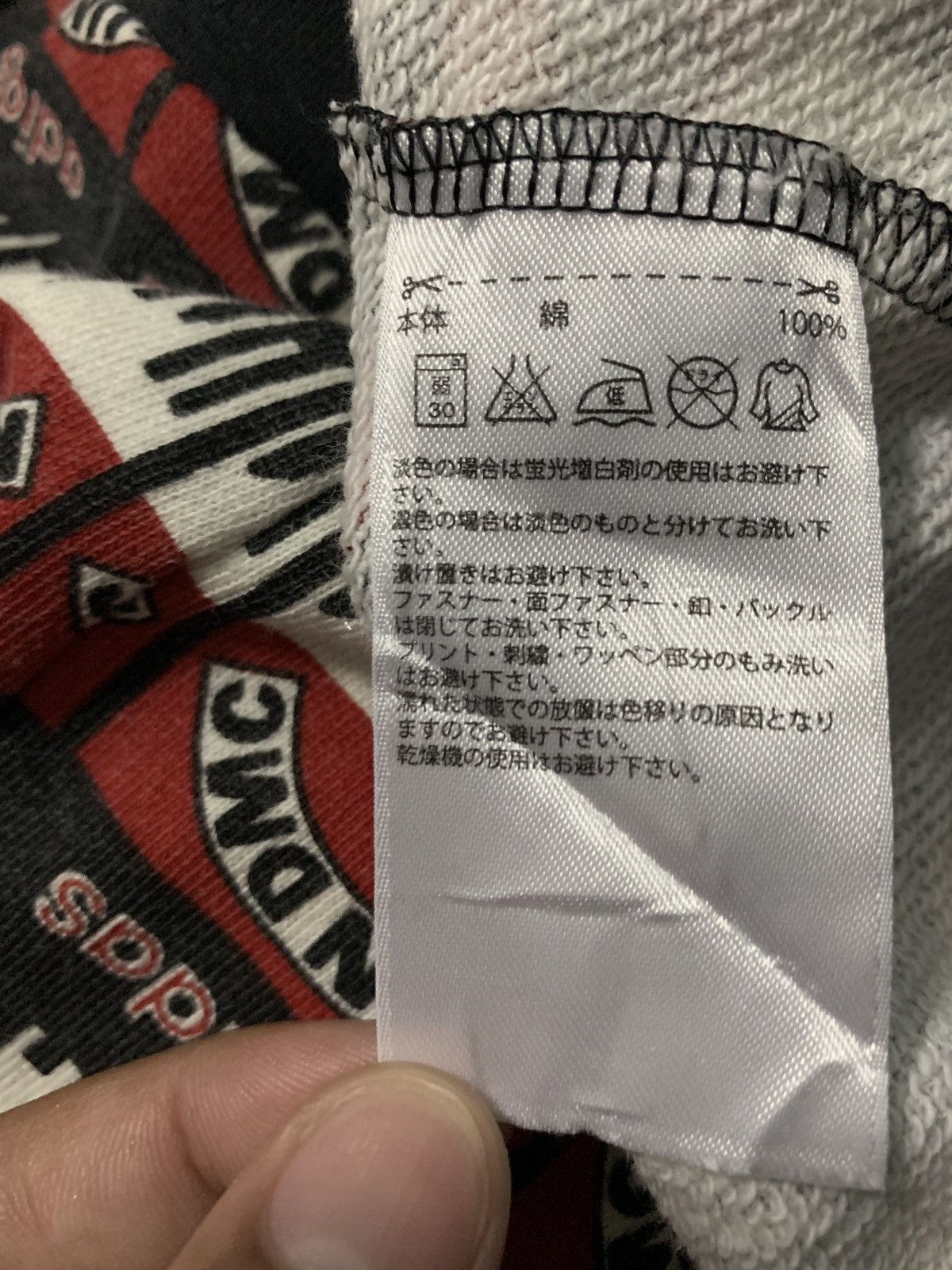 Adidas VTG Adidas X Run Dmc All Over Print Jeremy Scott Sweatshirts Size US S / EU 44-46 / 1 - 6 Thumbnail