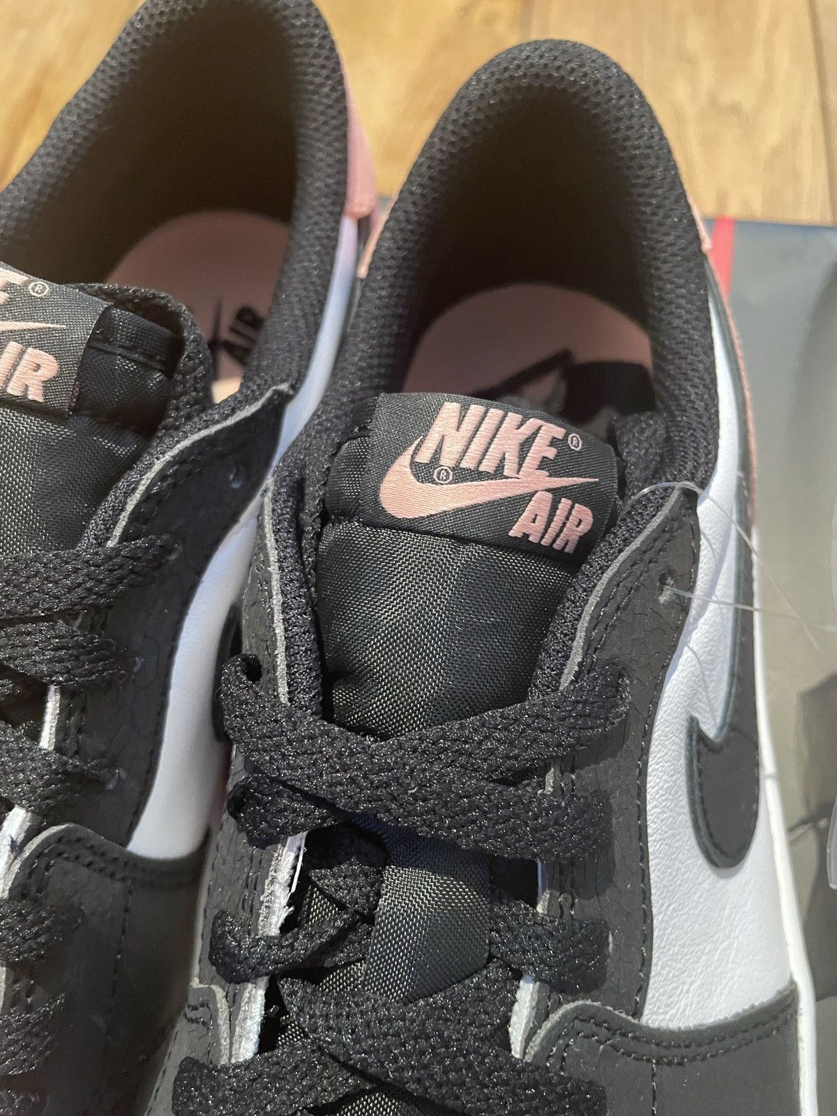 Jordan Brand × Nike Air Jordan 1 Low OG Bleached Coral 2022 Size US 11 / EU 44 - 5 Thumbnail