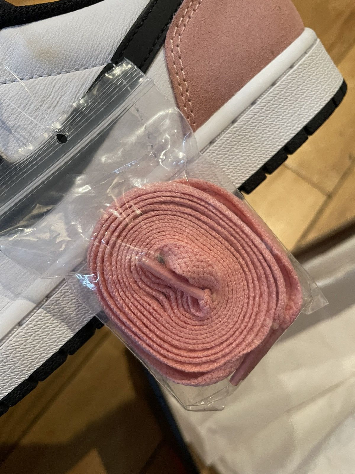 Jordan Brand × Nike Air Jordan 1 Low OG Bleached Coral 2022 Size US 11 / EU 44 - 10 Thumbnail
