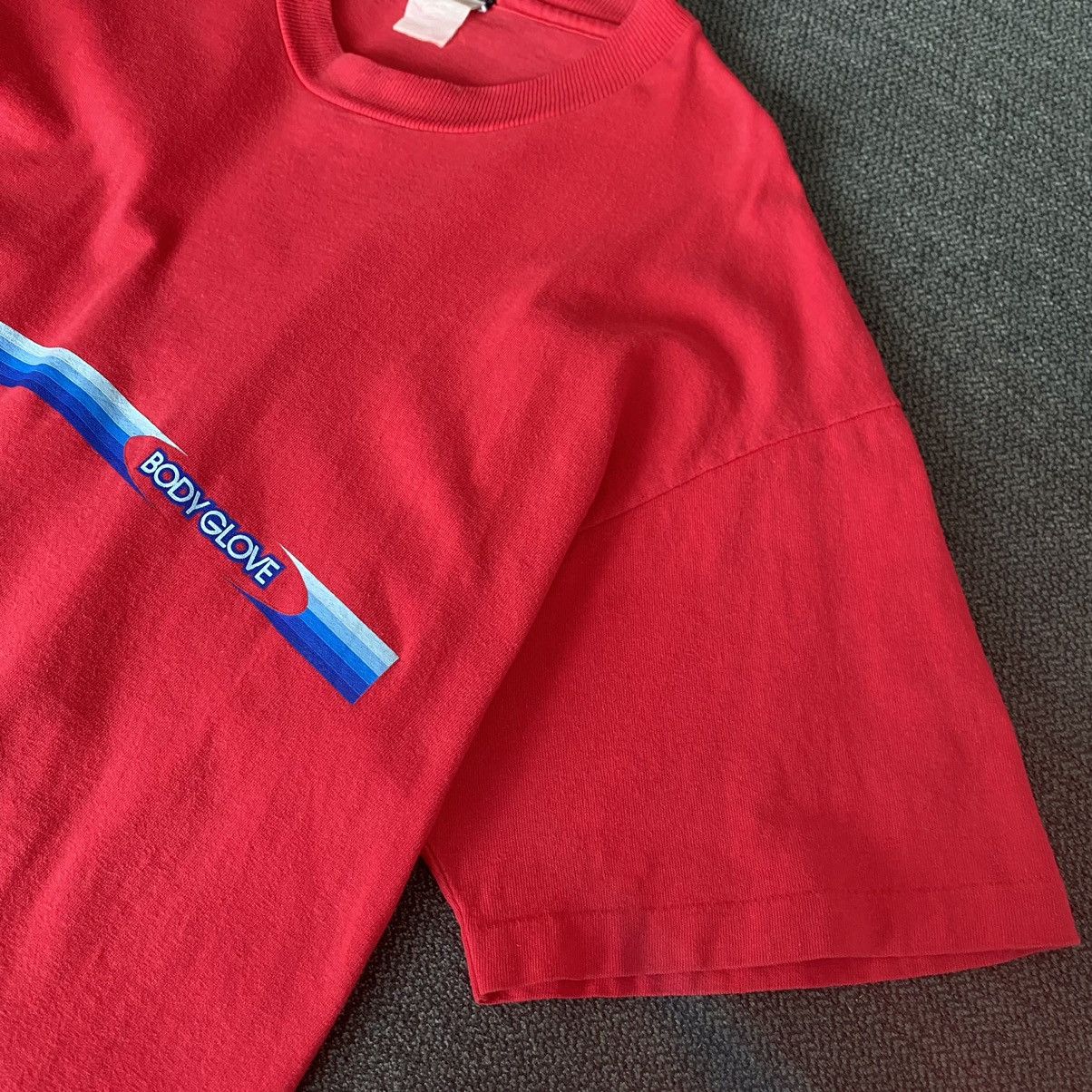 Body Glove VINTAGE 90s FADED BODY GLOVE SURF ERD GRUNGE THRASHED TEE Size US L / EU 52-54 / 3 - 3 Thumbnail