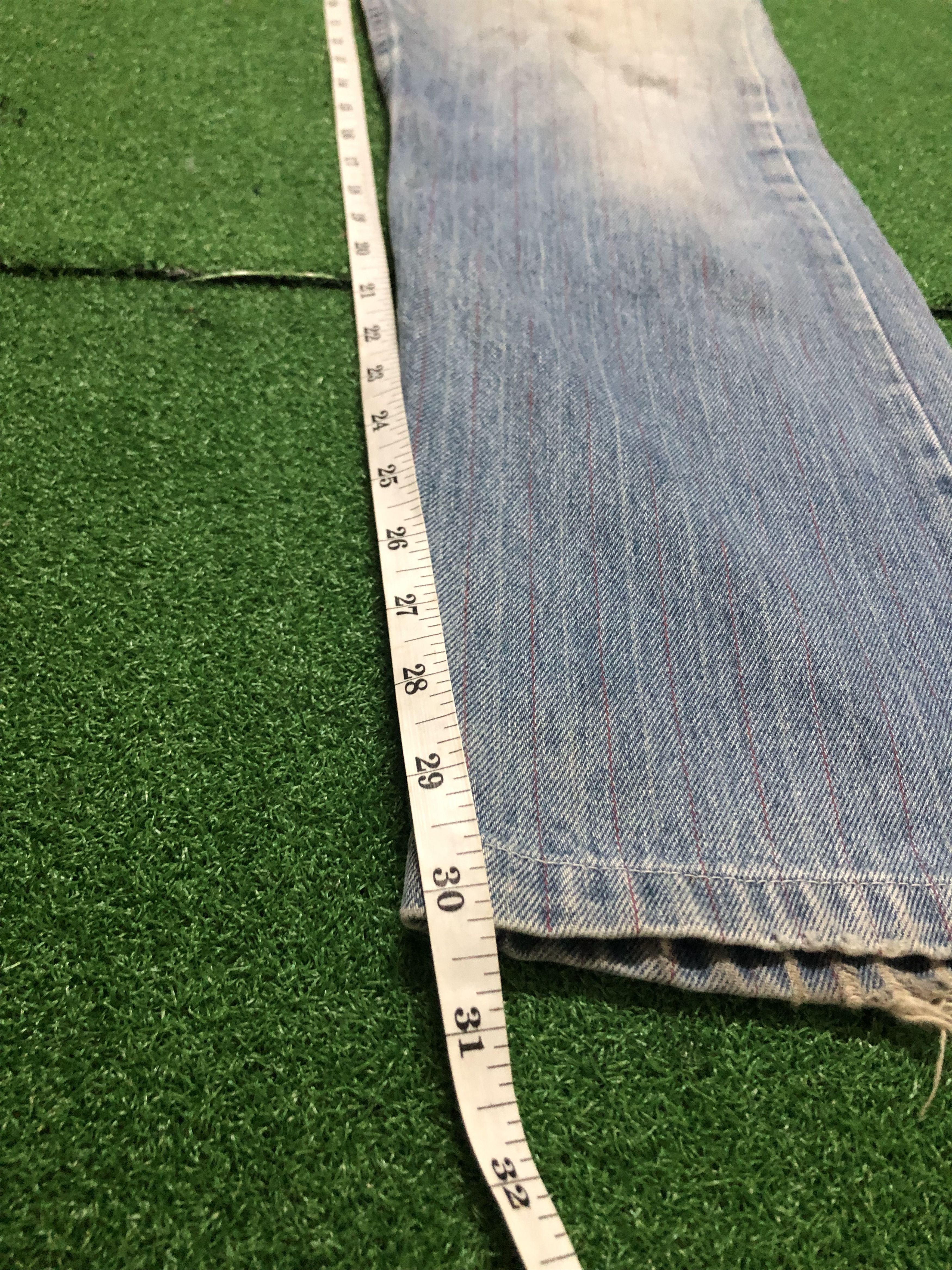 Levi's Vintage Levis 1975 Red Stripe Design Denim Pants Size US 33 - 9 Thumbnail