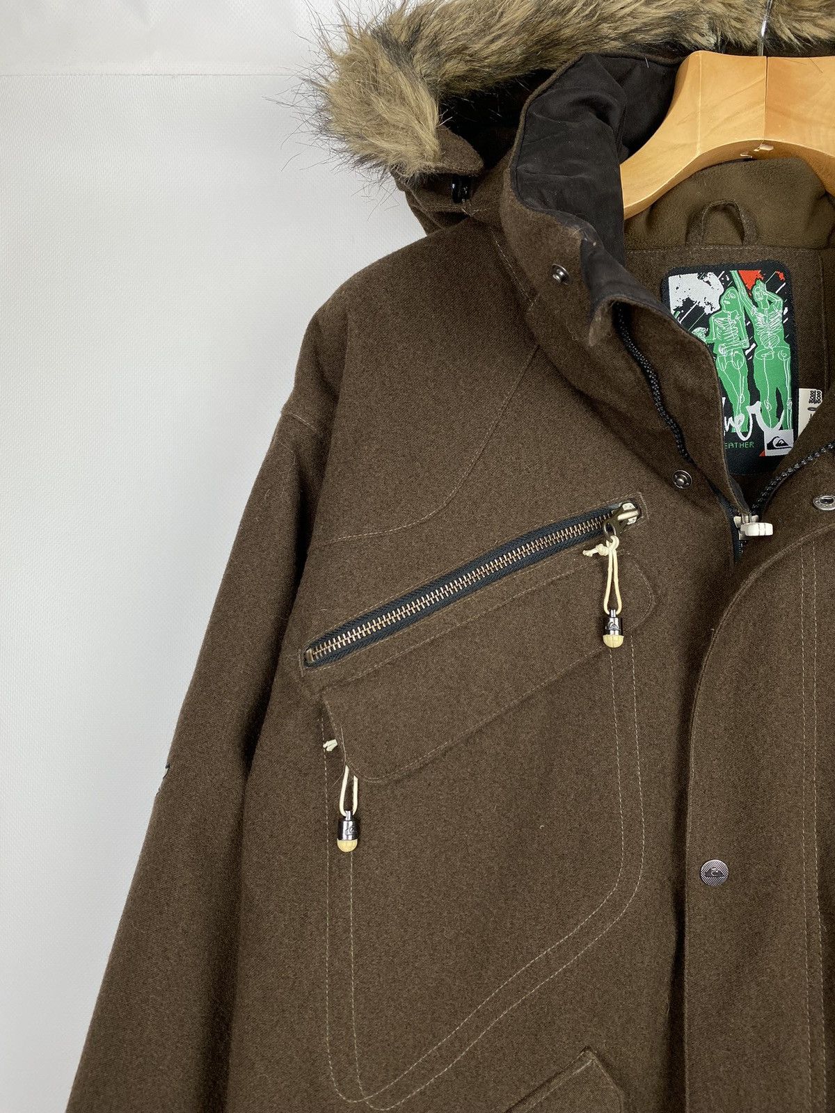 Quicksilver Quicksilver men’s recco heavy weather ski jacket size M Size US M / EU 48-50 / 2 - 8 Thumbnail