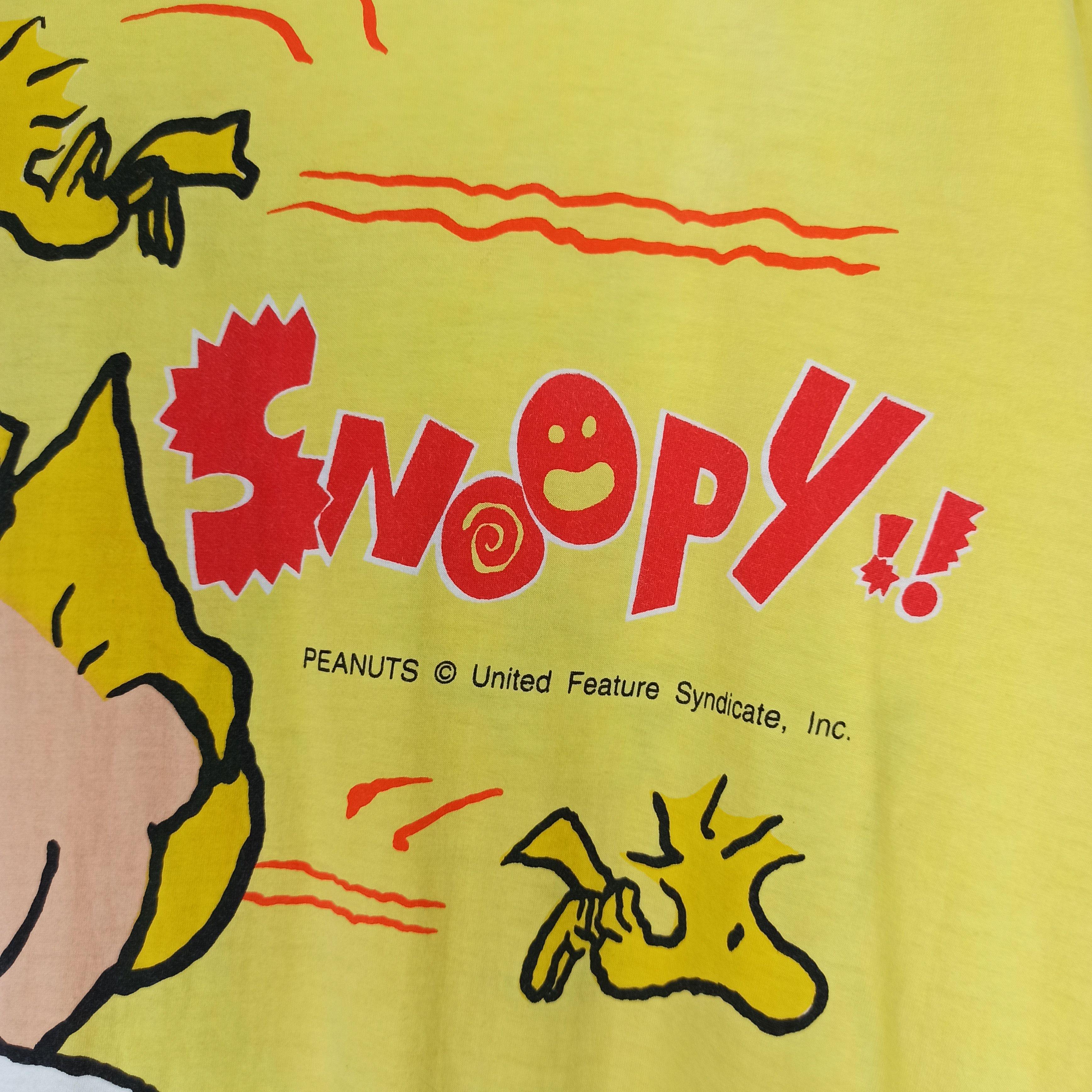 Cartoon Network Limited Design Peanuts Snoopy Overprint Tshirt Size US L / EU 52-54 / 3 - 3 Thumbnail
