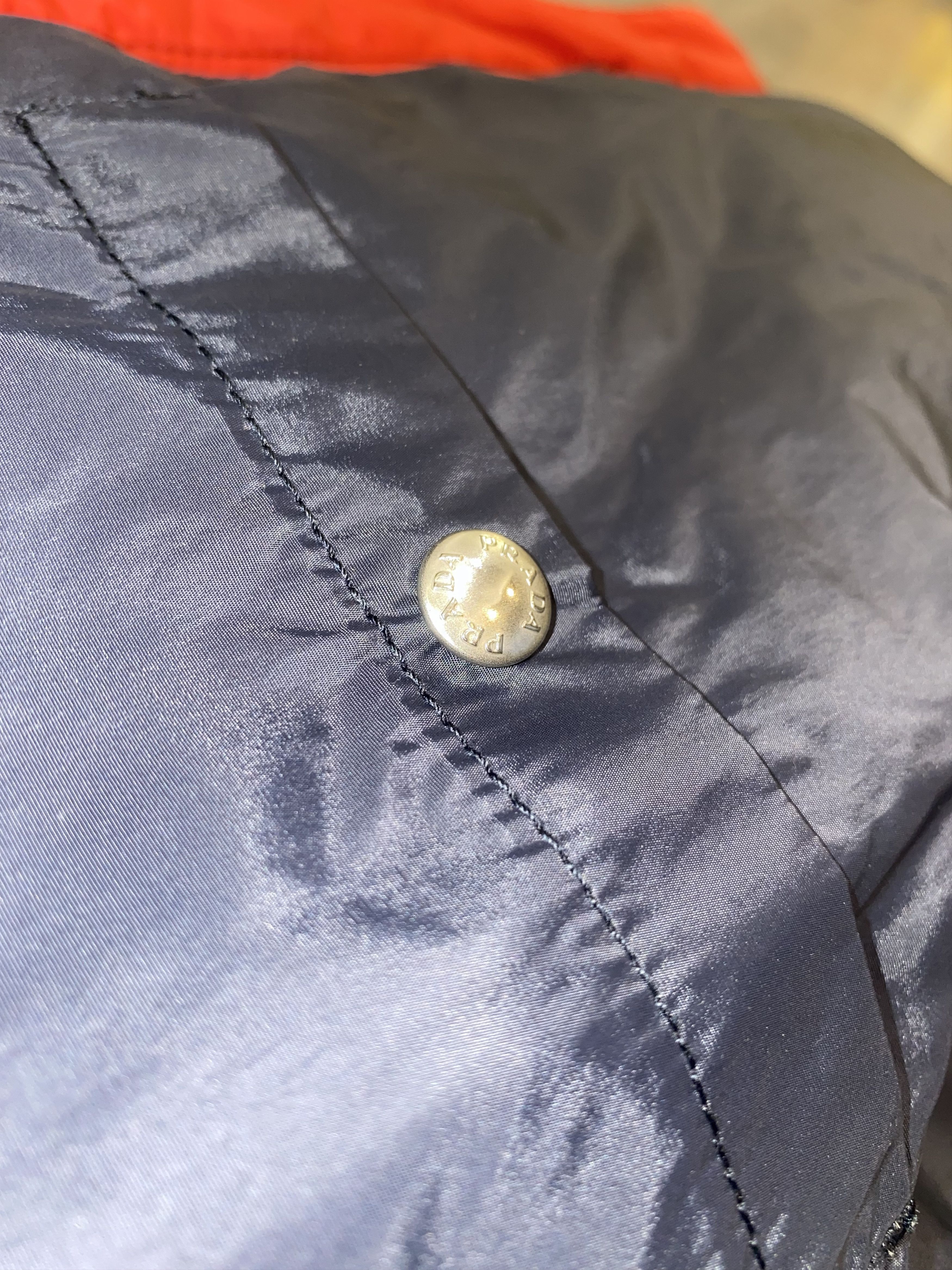 Prada AW08 Prada Red Tab Logo Two Tone Down Puffer Jacket Size US L / EU 52-54 / 3 - 15 Thumbnail
